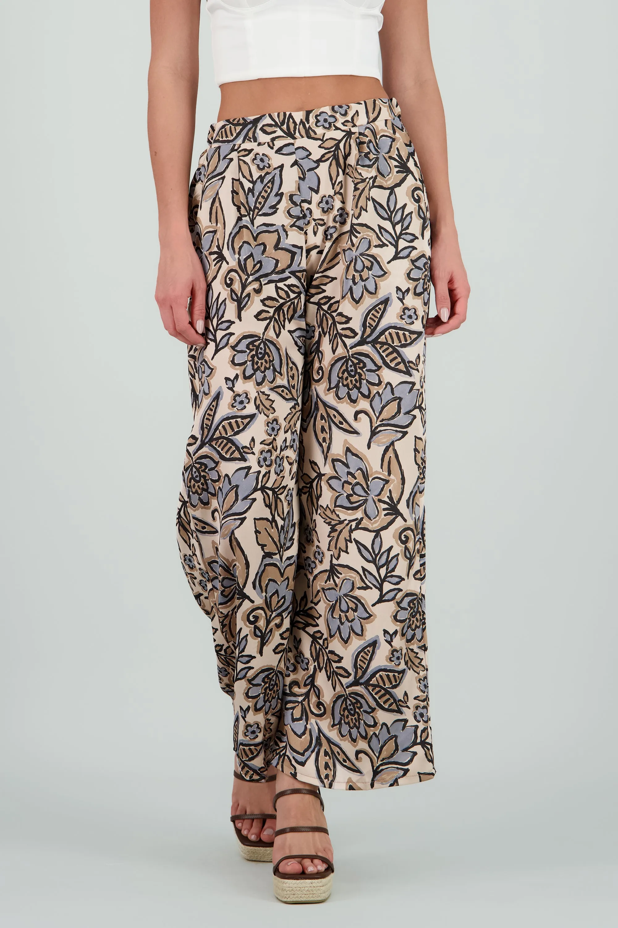 Pnatalon fluido satinado detalle pinzas sold by Shasa product image thumbnail 2