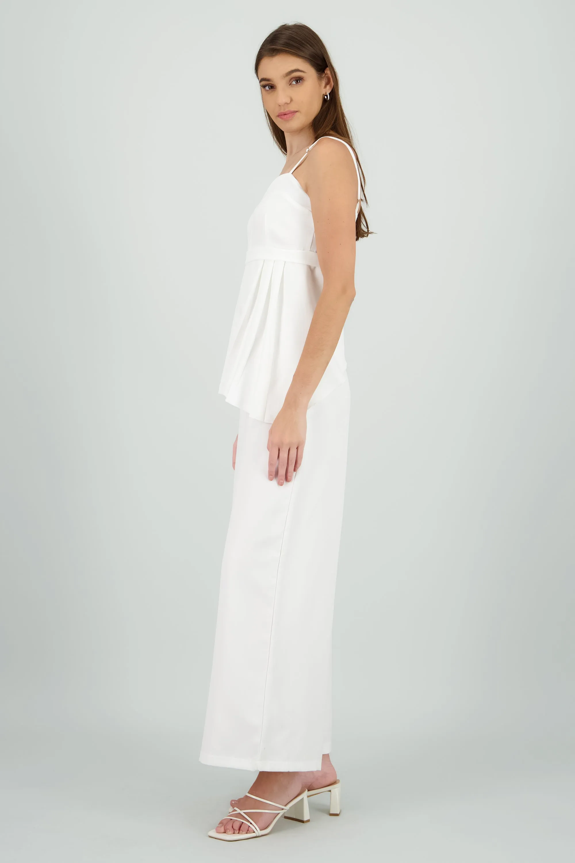 Jumpsuit detalle pelum asimetrico sold by Shasa product image thumbnail 3