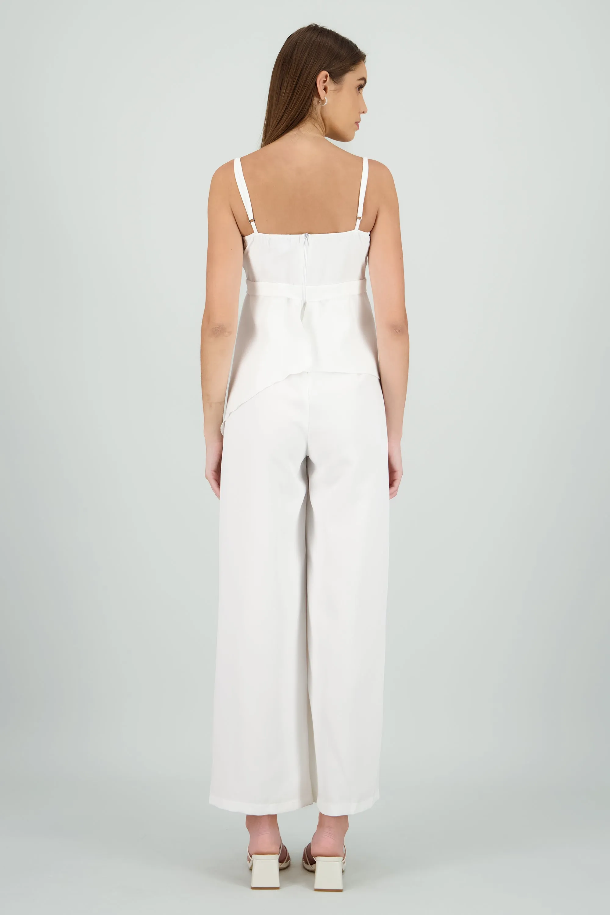 Jumpsuit detalle pelum asimetrico sold by Shasa product image thumbnail 4