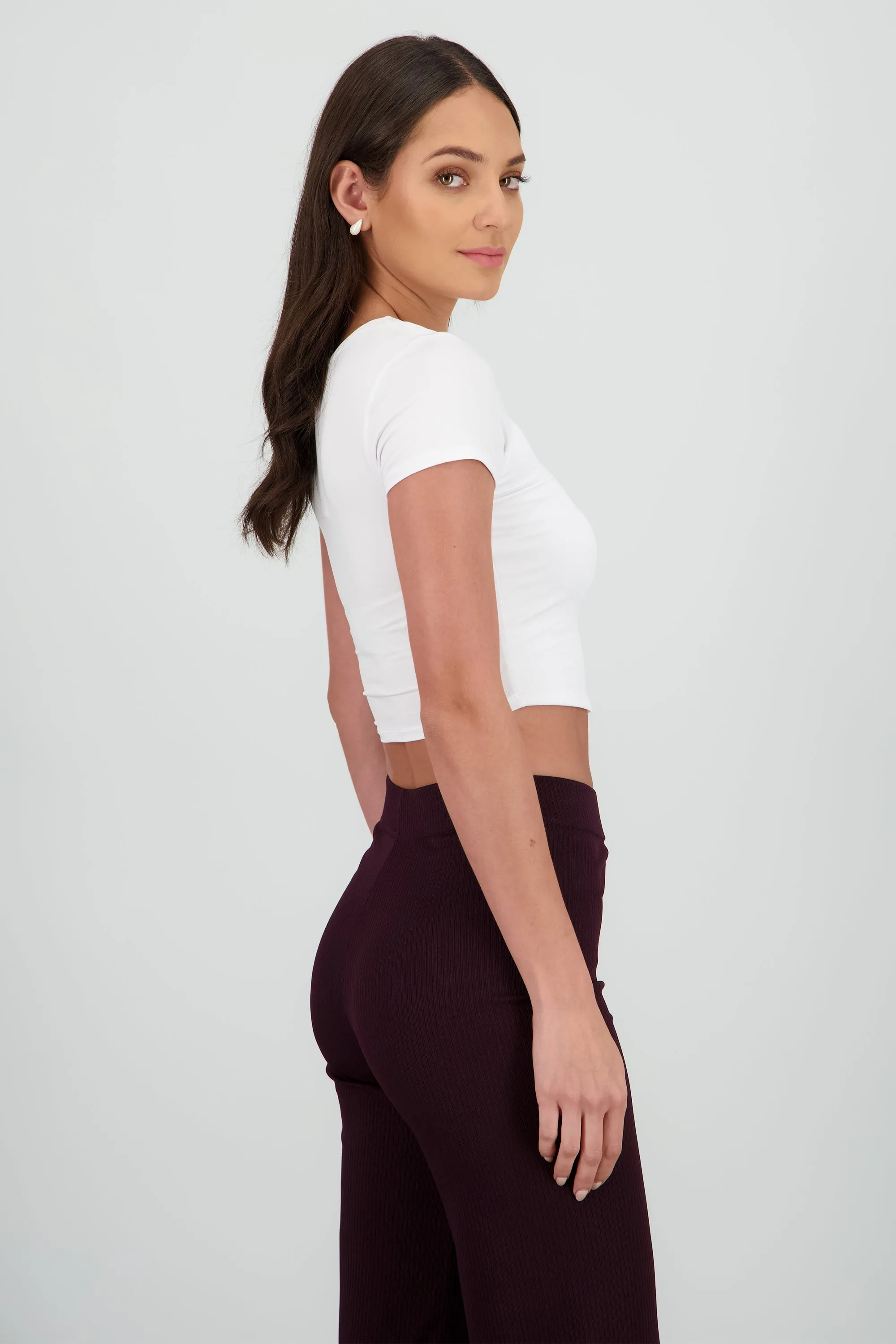 Top basico manga corta escote redondo sold by Shasa product image thumbnail 3