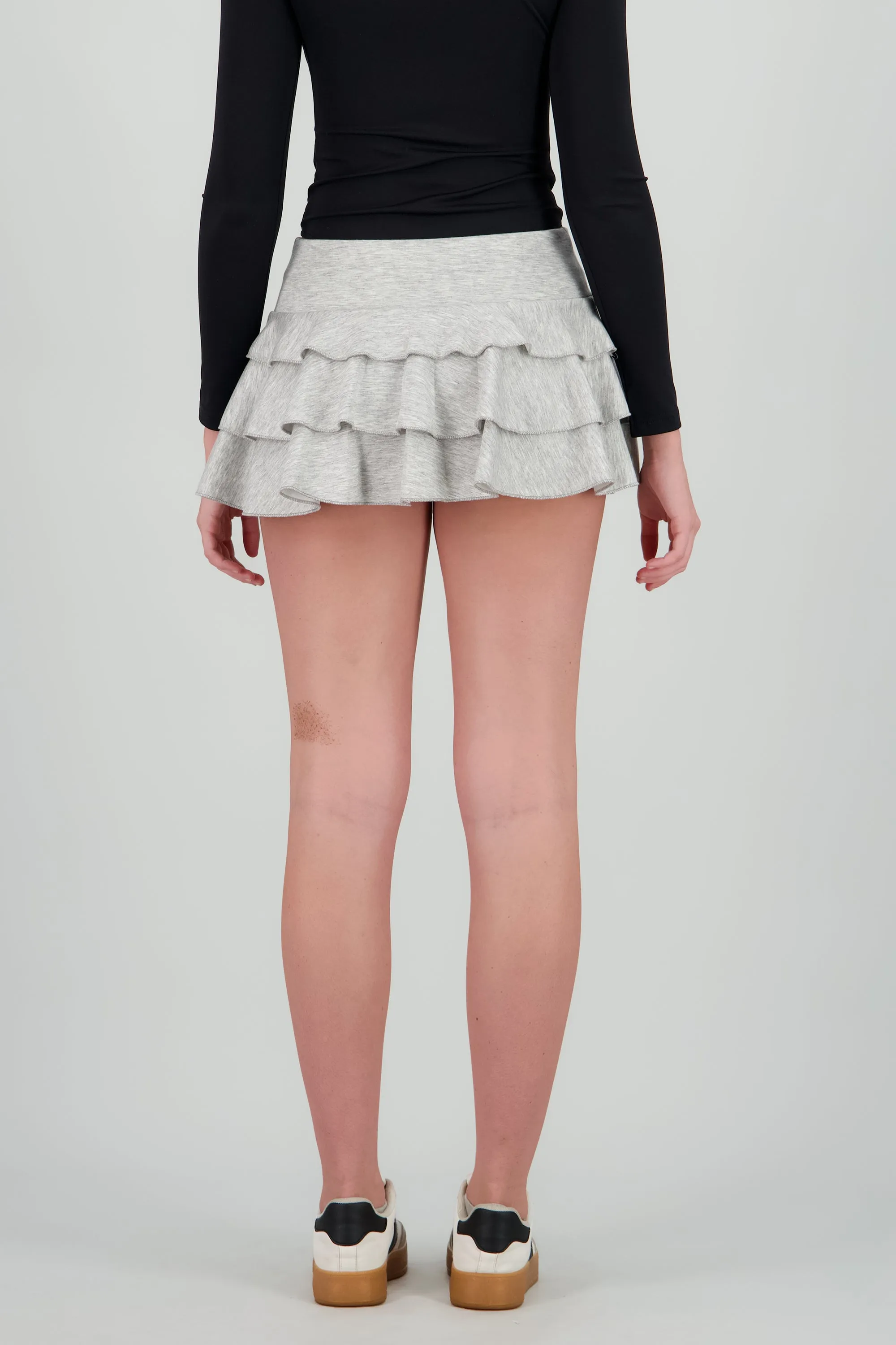 Falda short tres olanes sold by Shasa product image thumbnail 4