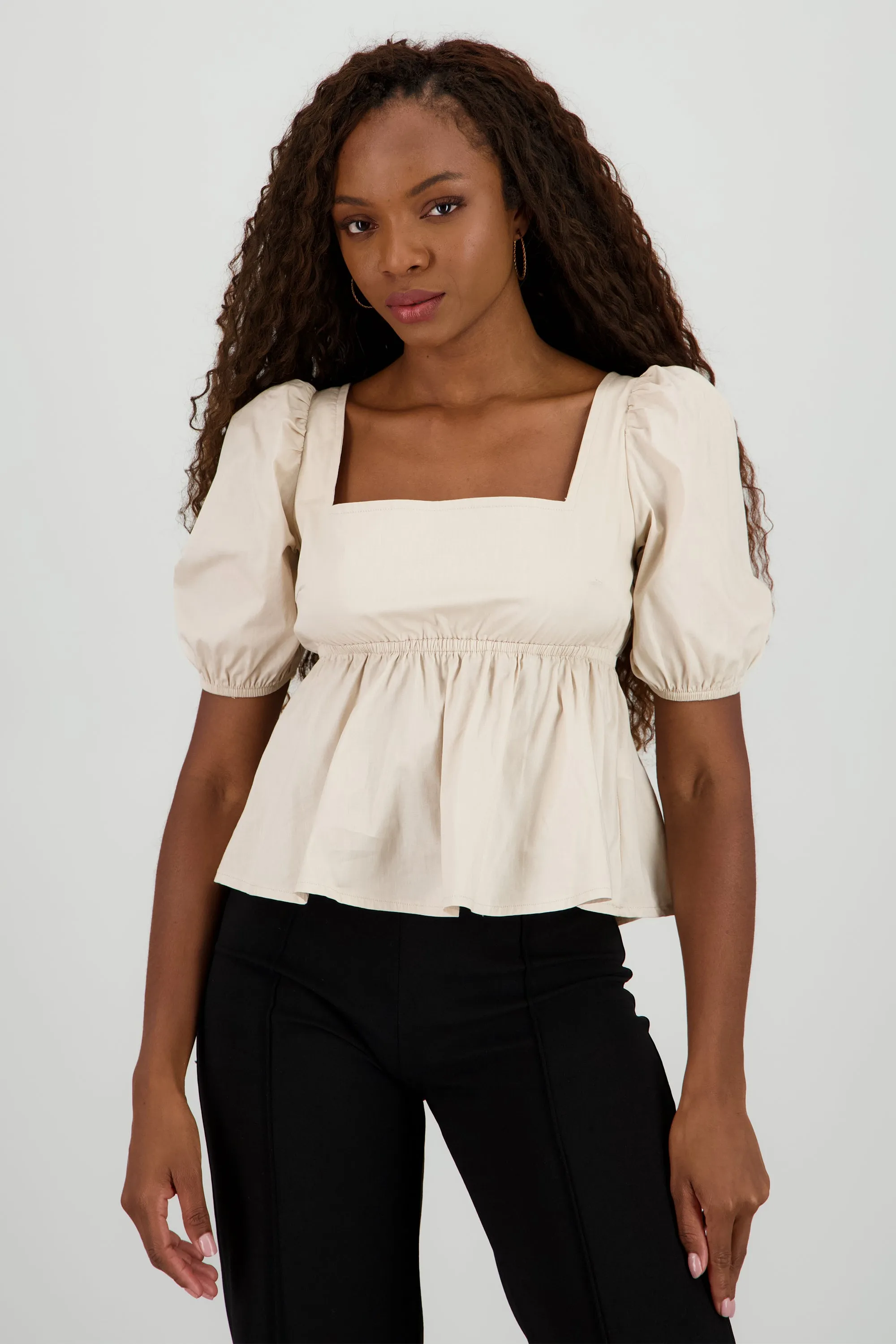 Blusa manga abullonada detalle olan sold by Shasa