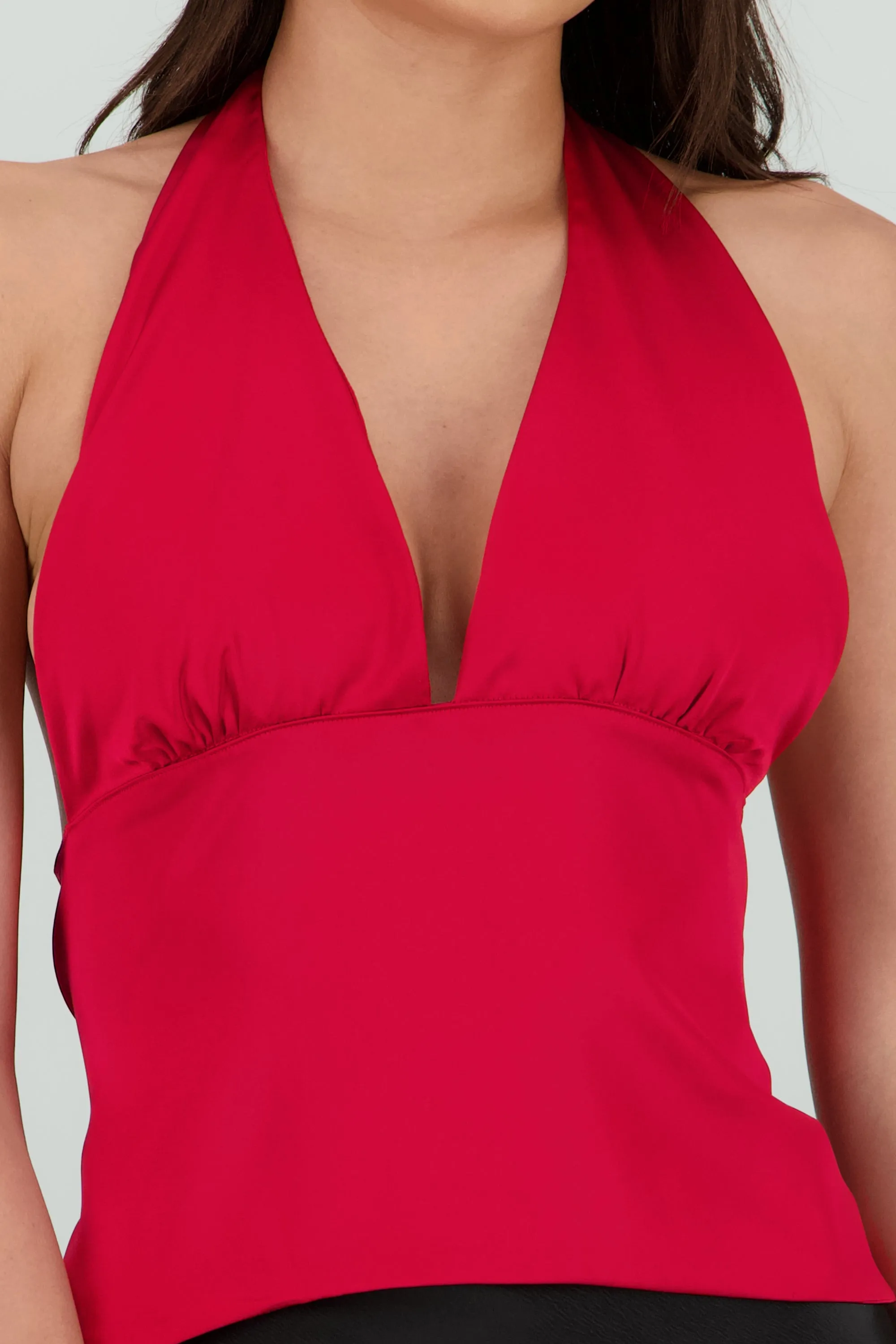 Top satinado escote espalda sold by Shasa product image thumbnail 5