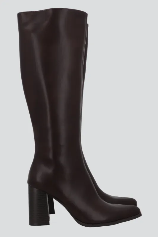 Bota alta rigida sold by Shasa