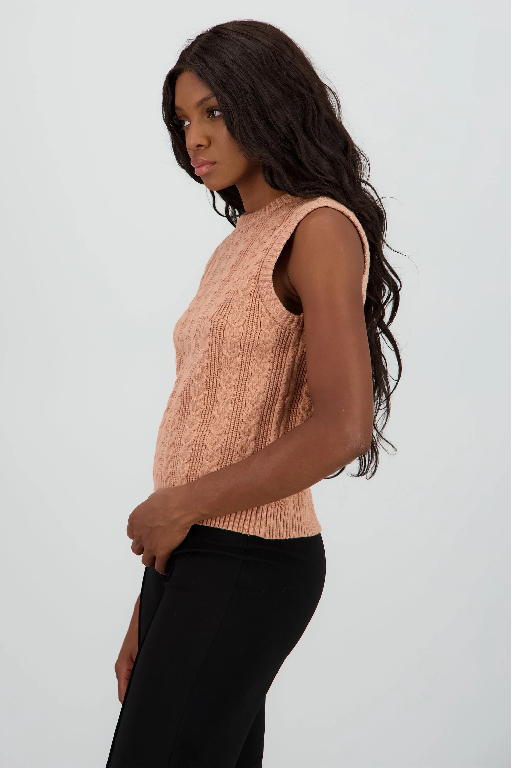 Chaleco cuello redondo sold by Shasa product image thumbnail 3