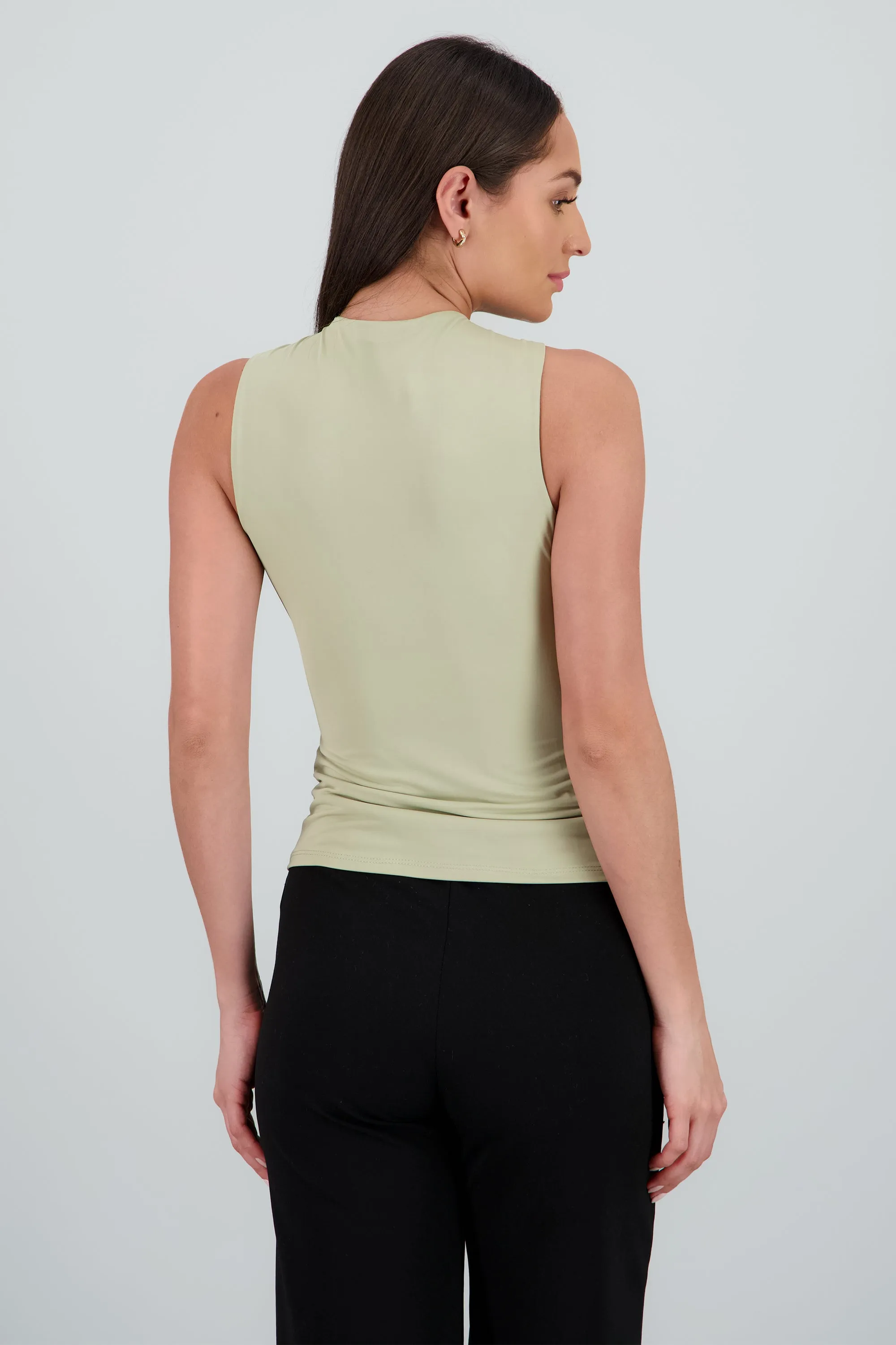 Top drapeado escote cruzado sold by Shasa product image thumbnail 4