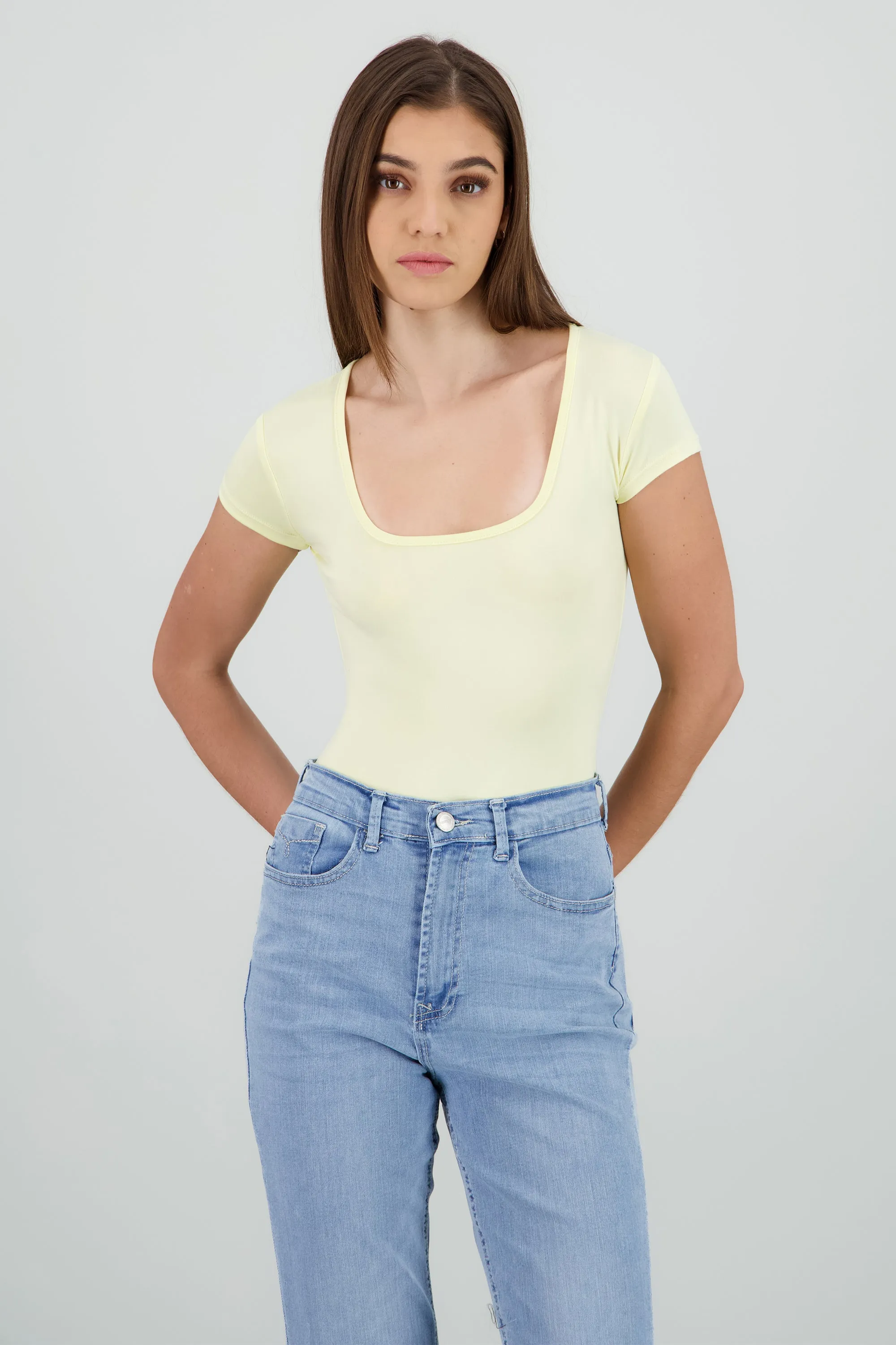 Bodysuit manga corta escote cuadrado liso sold by Shasa product image thumbnail 2