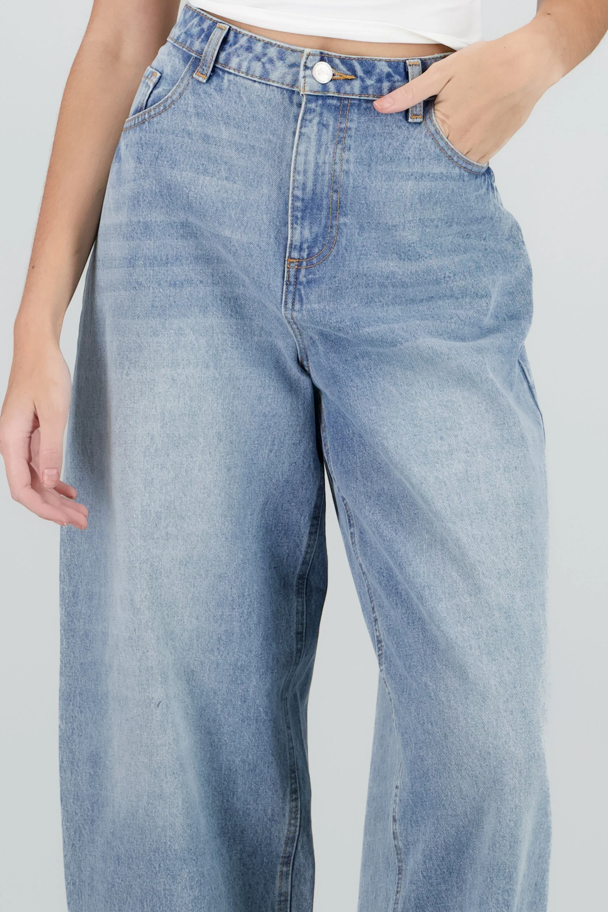 Jeans barrel amplio sold by Shasa product image thumbnail 5