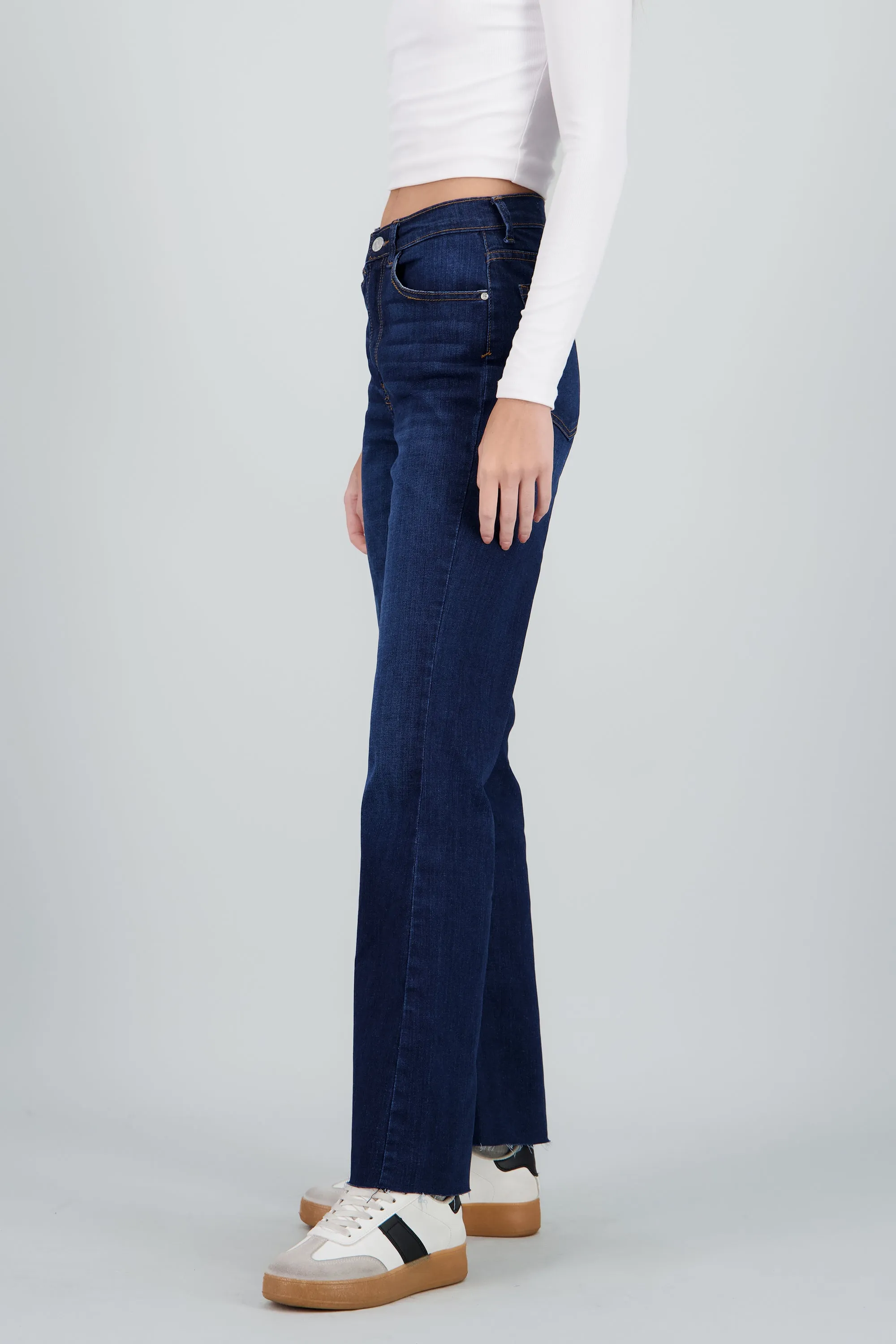 Jeans basicos flare dobladillo sold by Shasa product image thumbnail 3