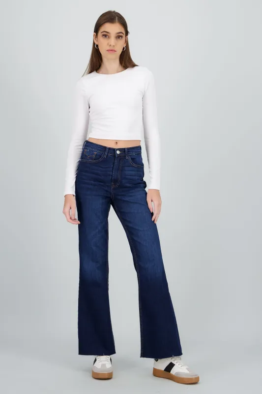Jeans basicos flare dobladillo sold by Shasa