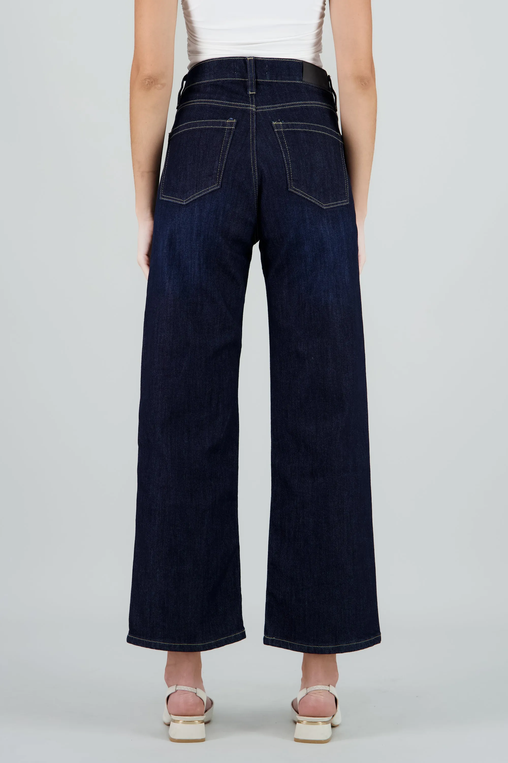 Jeans básicos wide leg sold by Shasa product image thumbnail 4