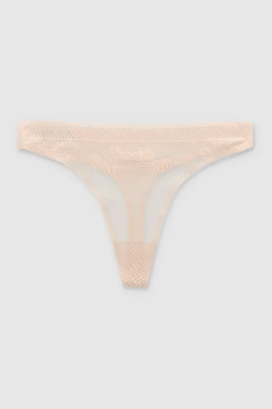 Tanga calado encaje sold by Shasa