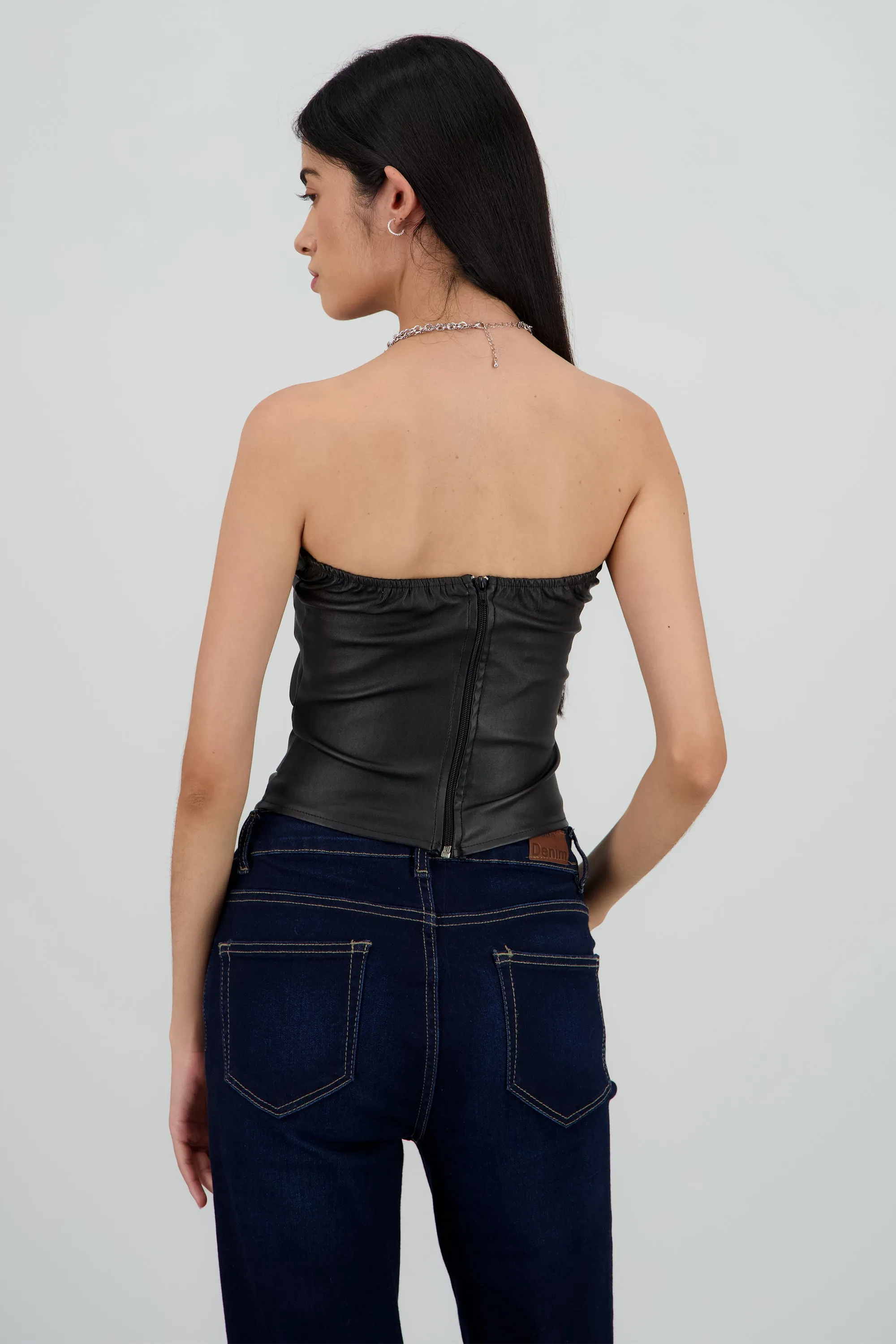 Top strapless asimetrico de pu sold by Shasa product image thumbnail 4