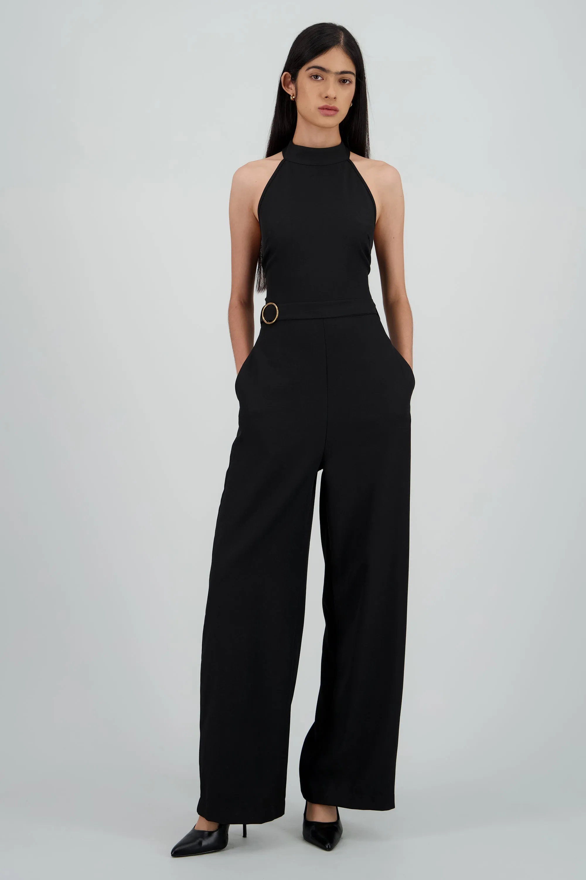 Jumpsuit halter liso detalle laso sold by Shasa