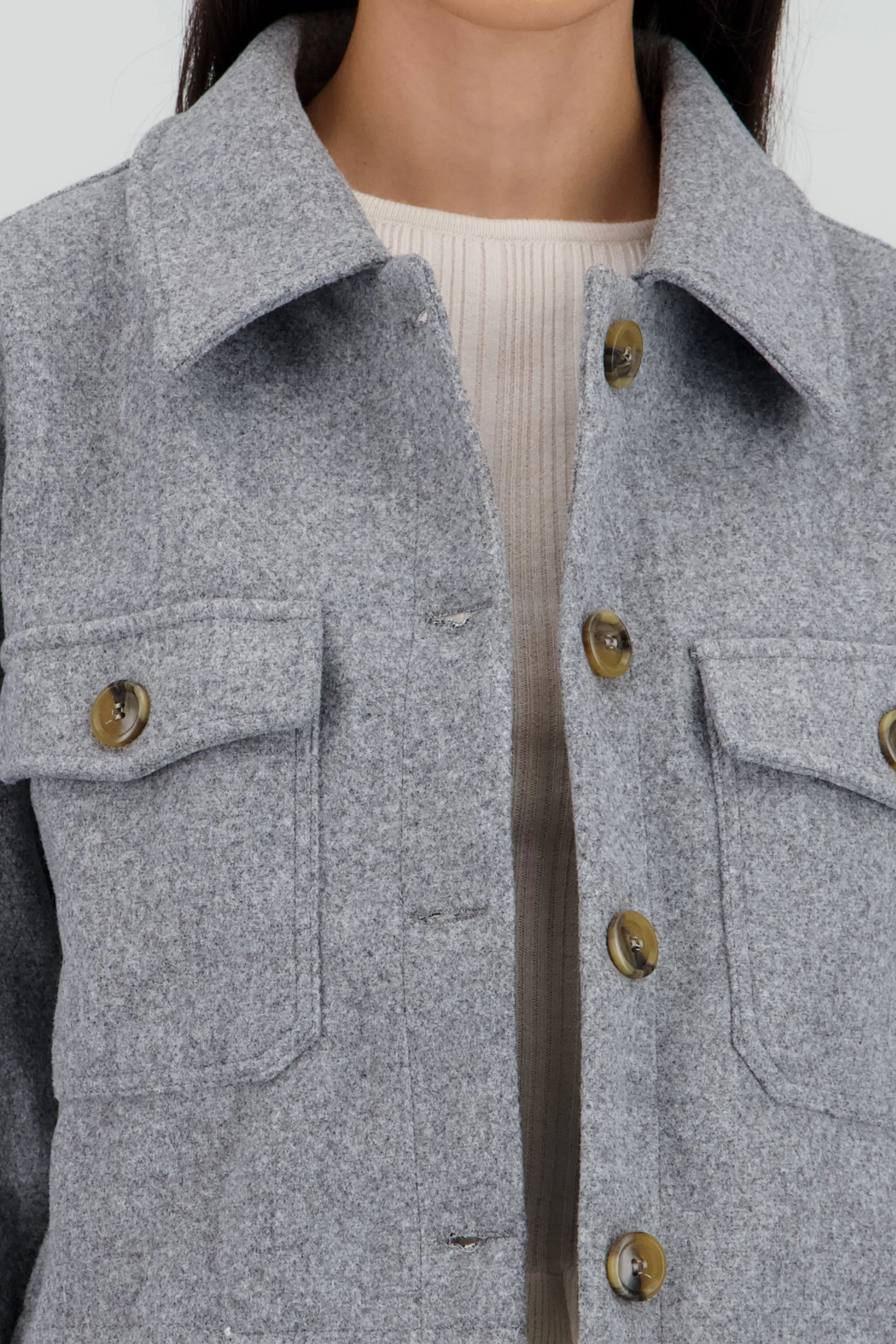 Chamarra suave con bolsas sold by Shasa product image thumbnail 5