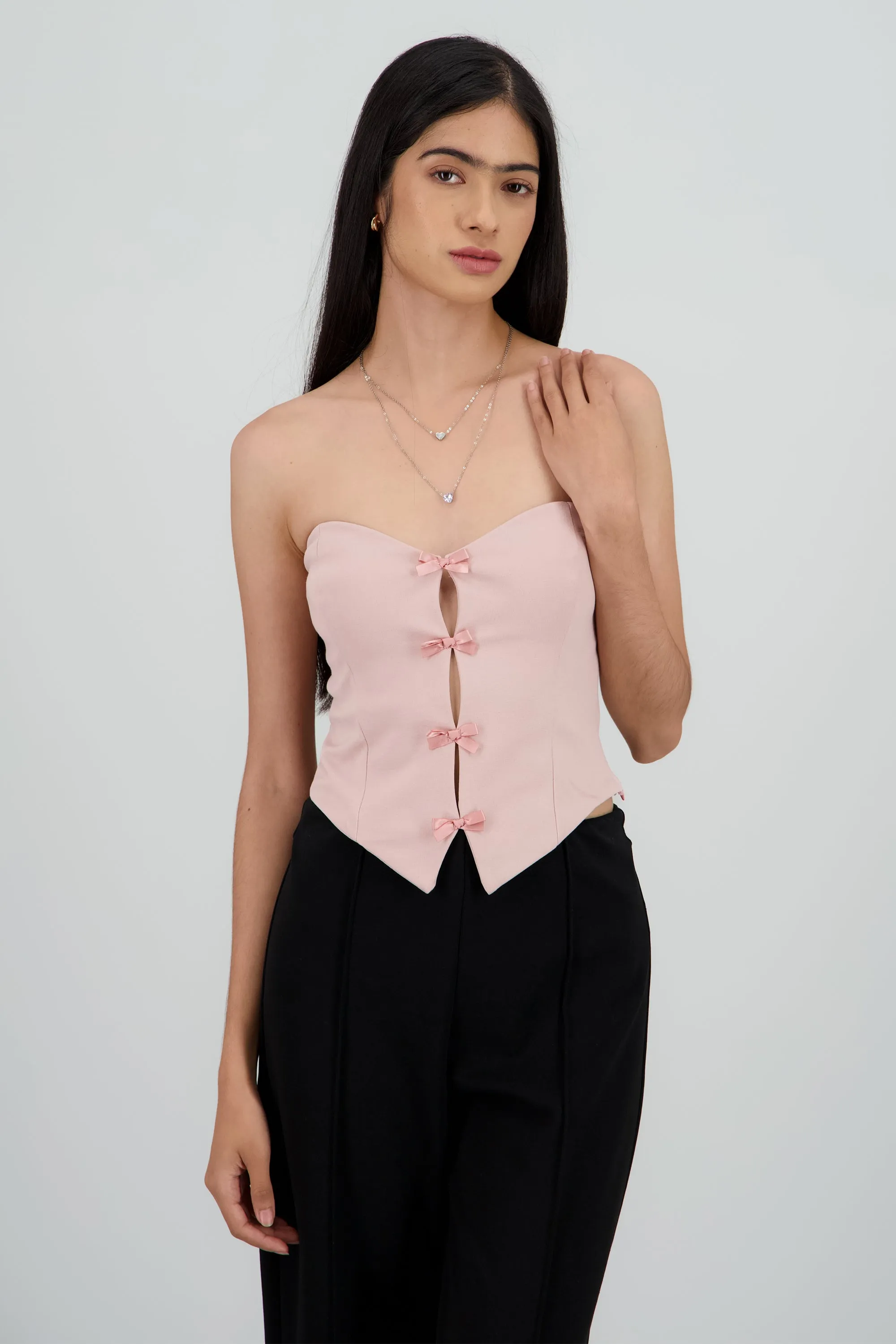 Top strapless detalle moños sold by Shasa