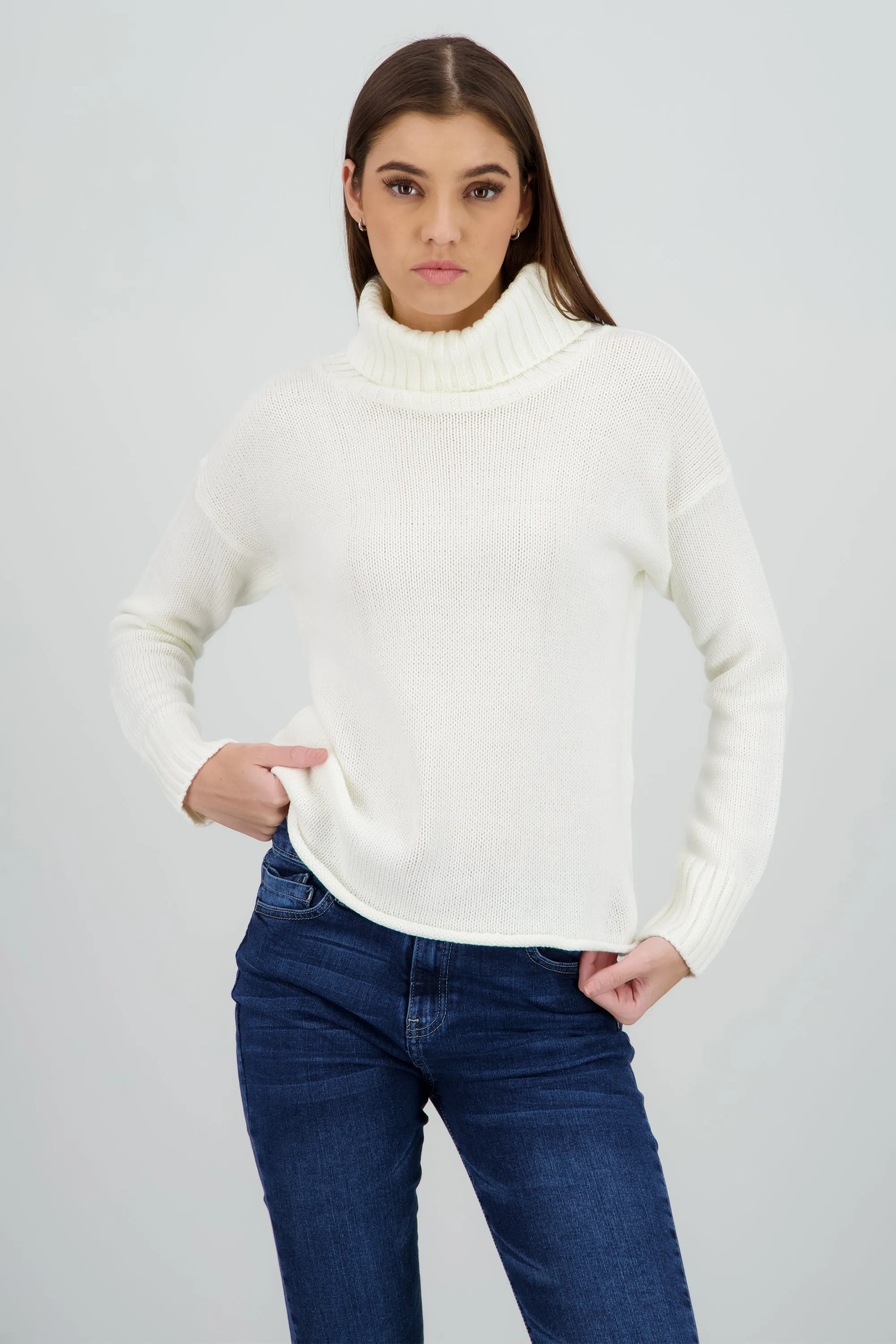 Sueter tejido cuello alto sold by Shasa product image thumbnail 2