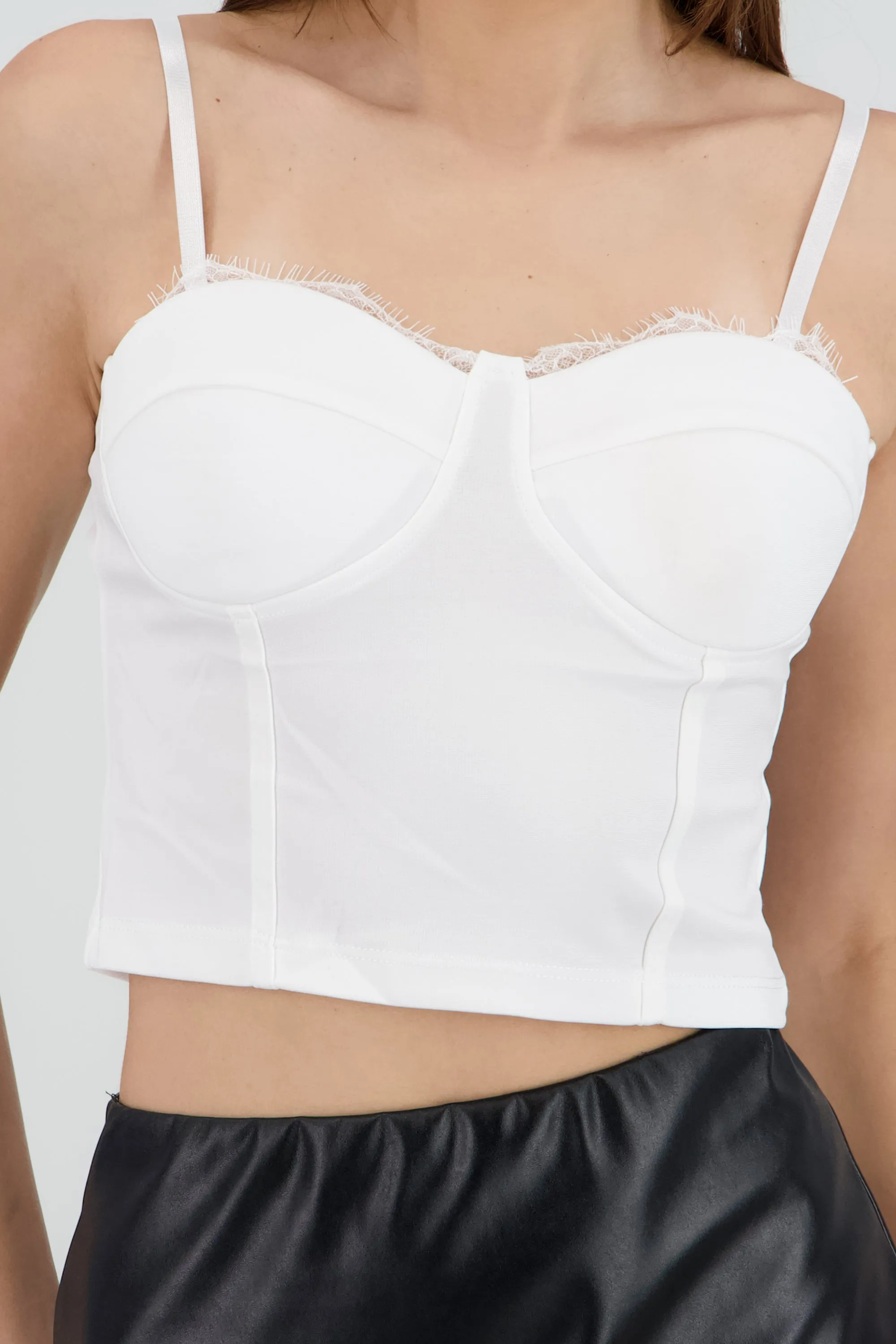 Corset detalle encaje sold by Shasa product image thumbnail 5