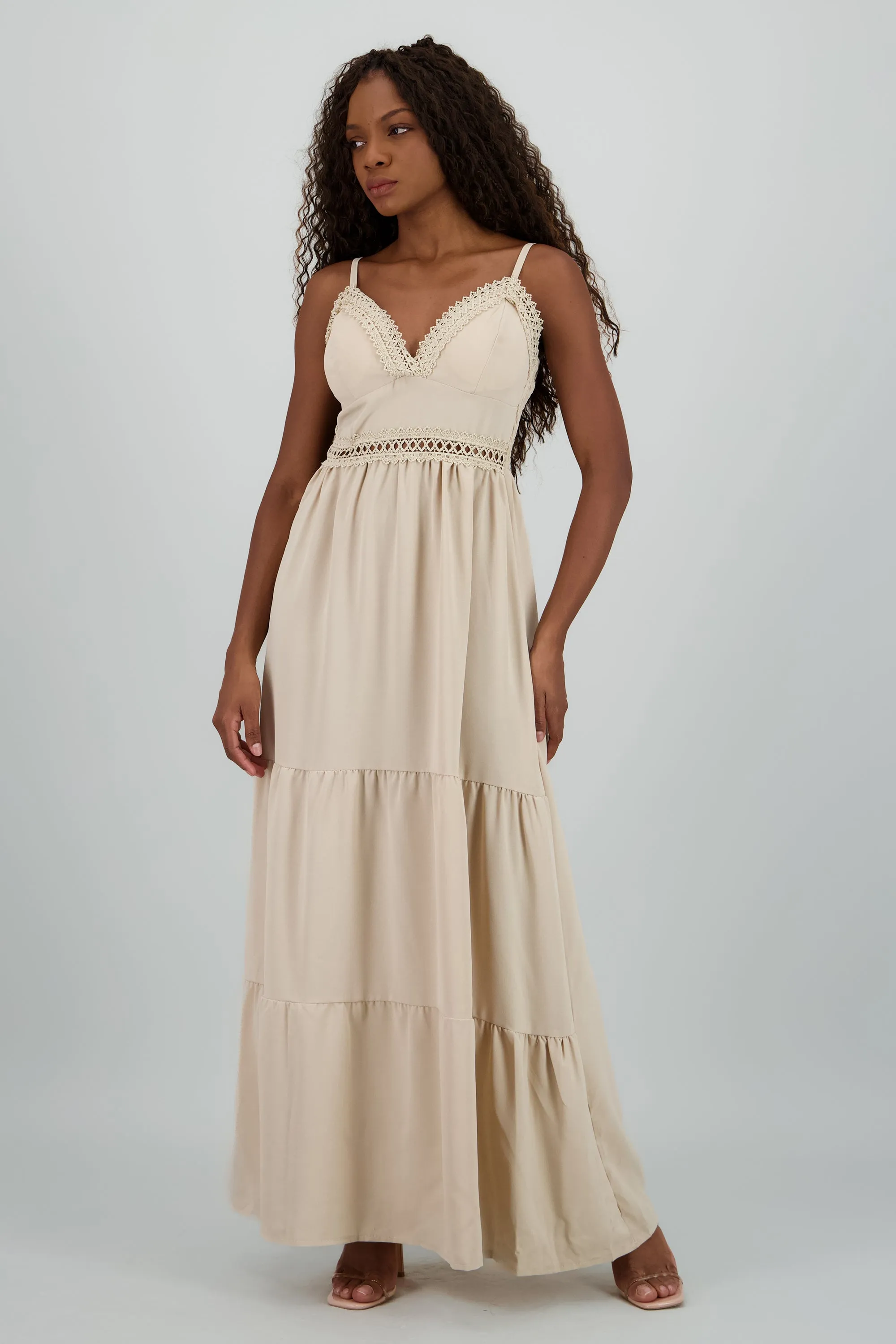 Maxi vestido con copas sold by Shasa product image thumbnail 2