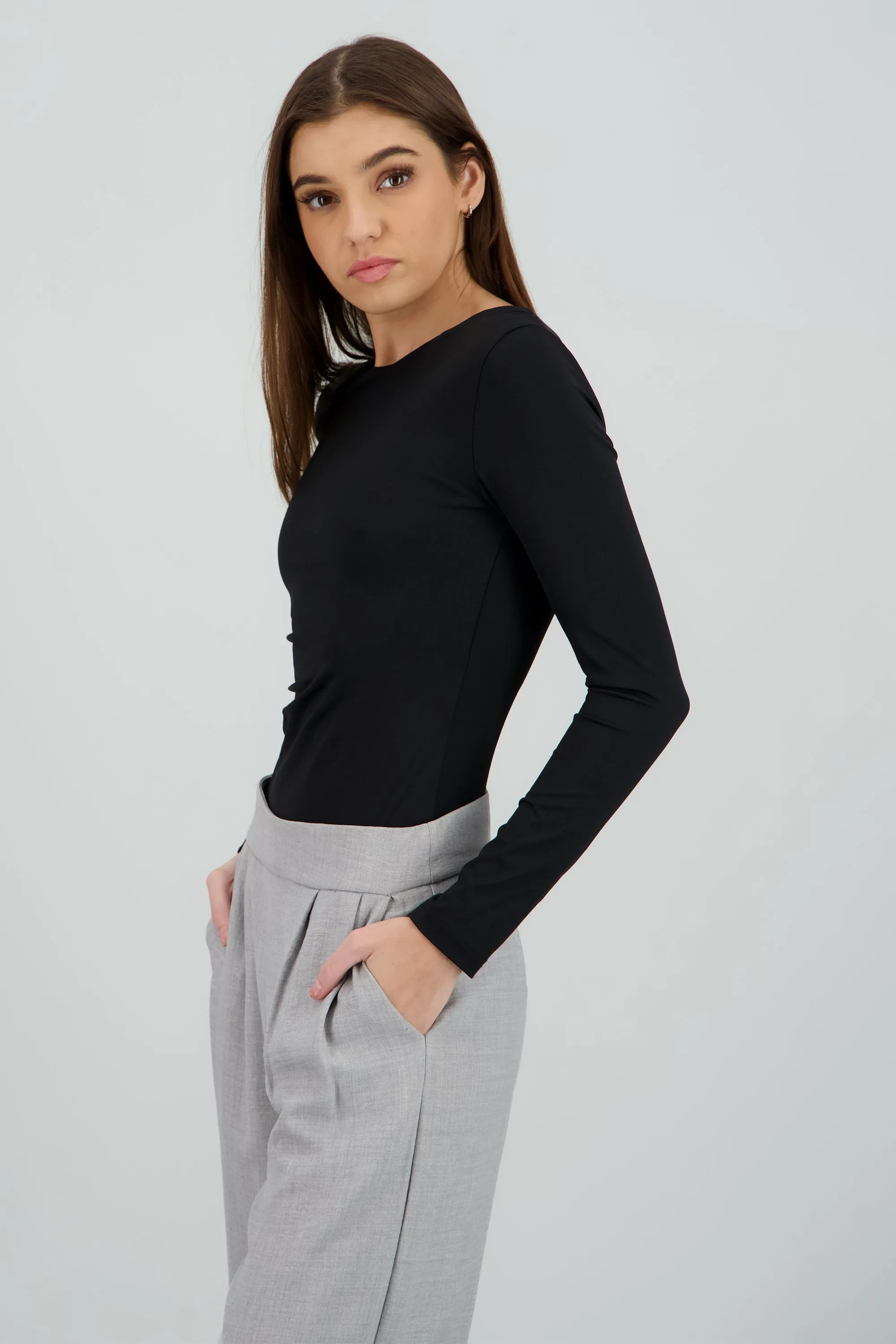 Bodysuit cuello redondo sin manga sold by Shasa product image thumbnail 3