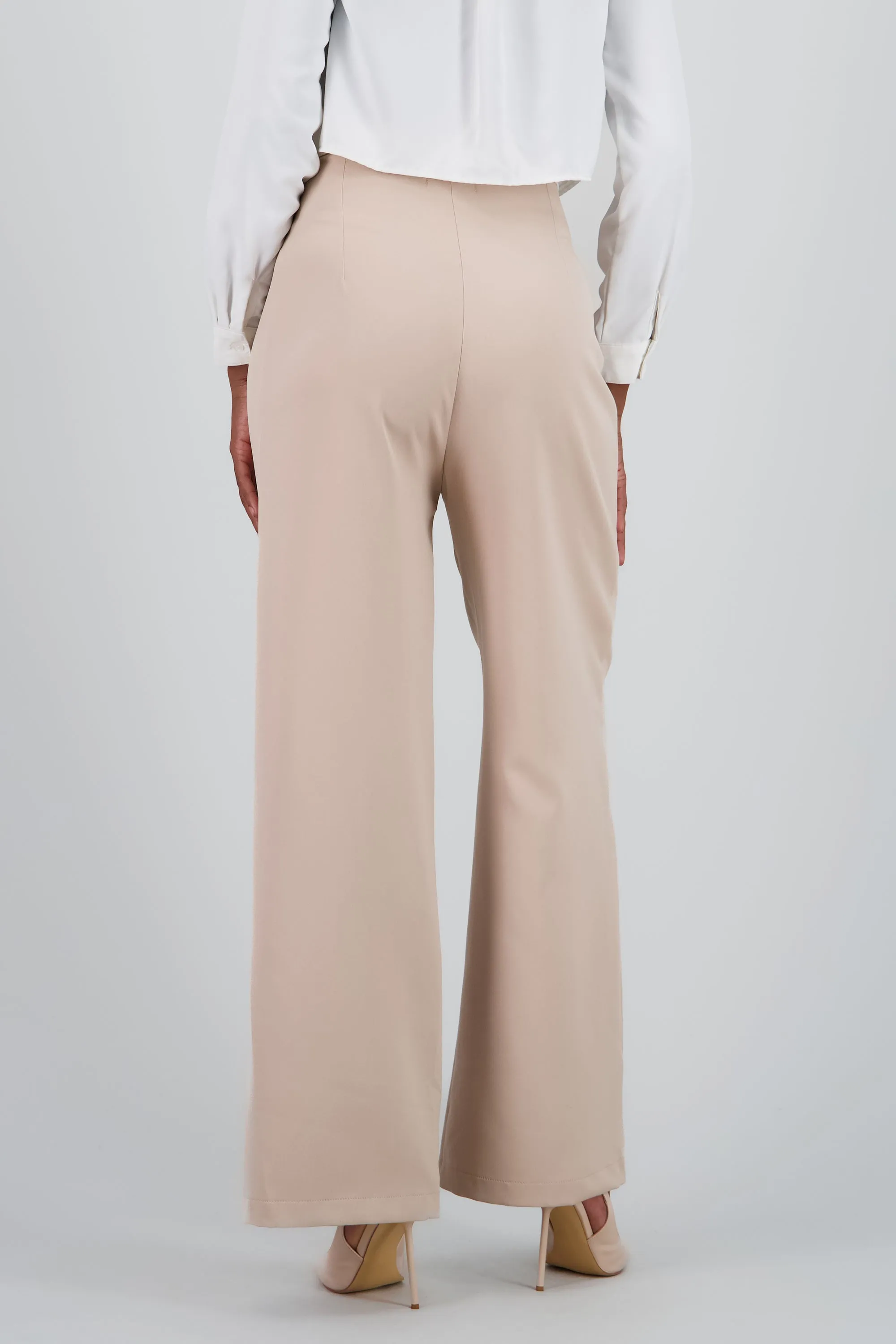 Pantalon sencillo con pretina contraste sold by Shasa product image thumbnail 4