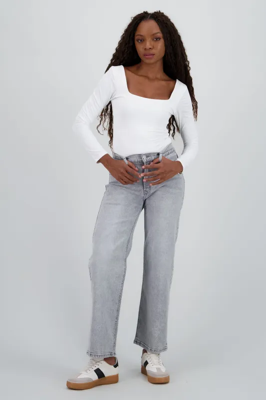 Jeans básicos wide leg sold by Shasa