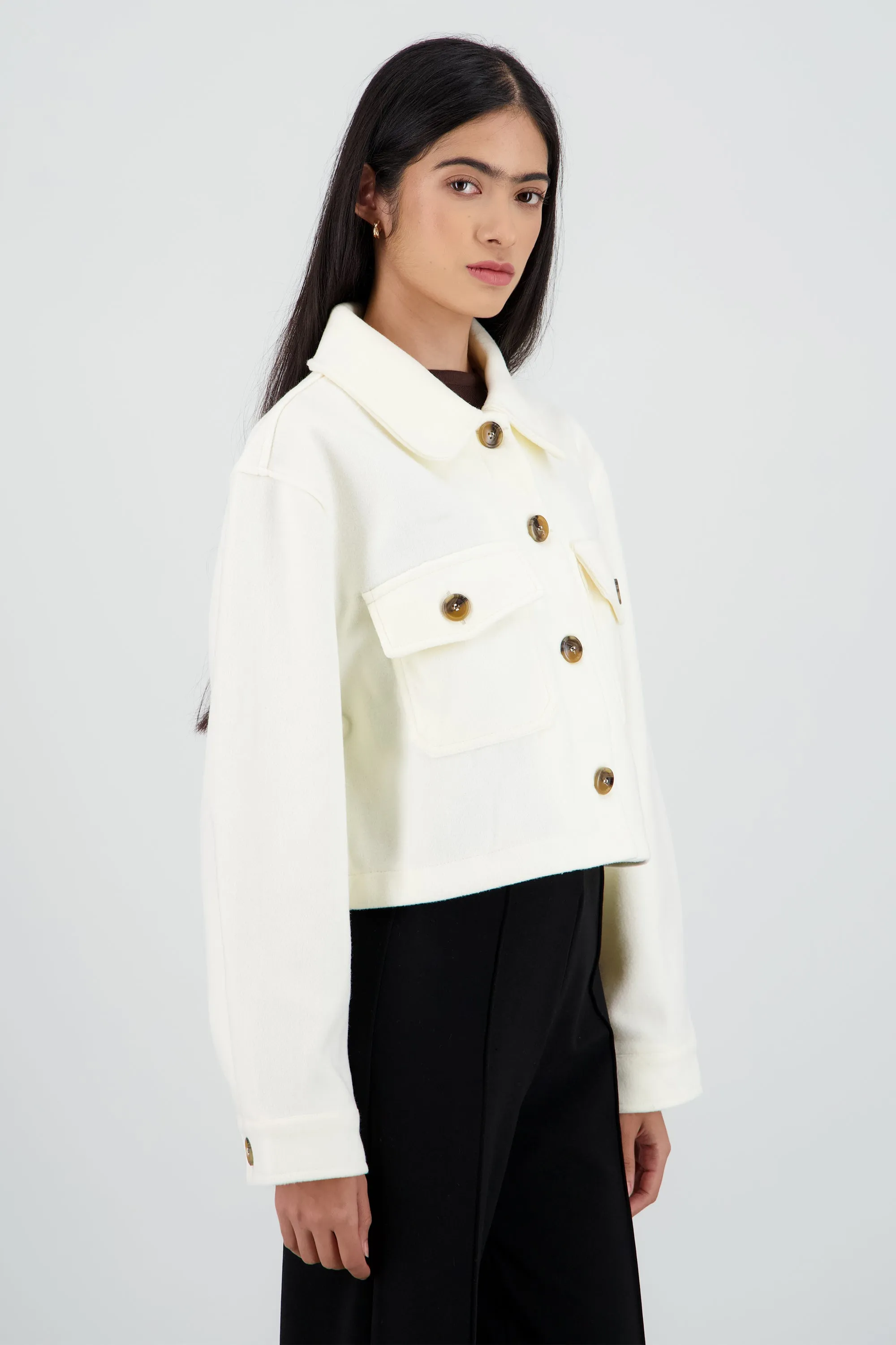 Chamarra suave con bolsas sold by Shasa product image thumbnail 3