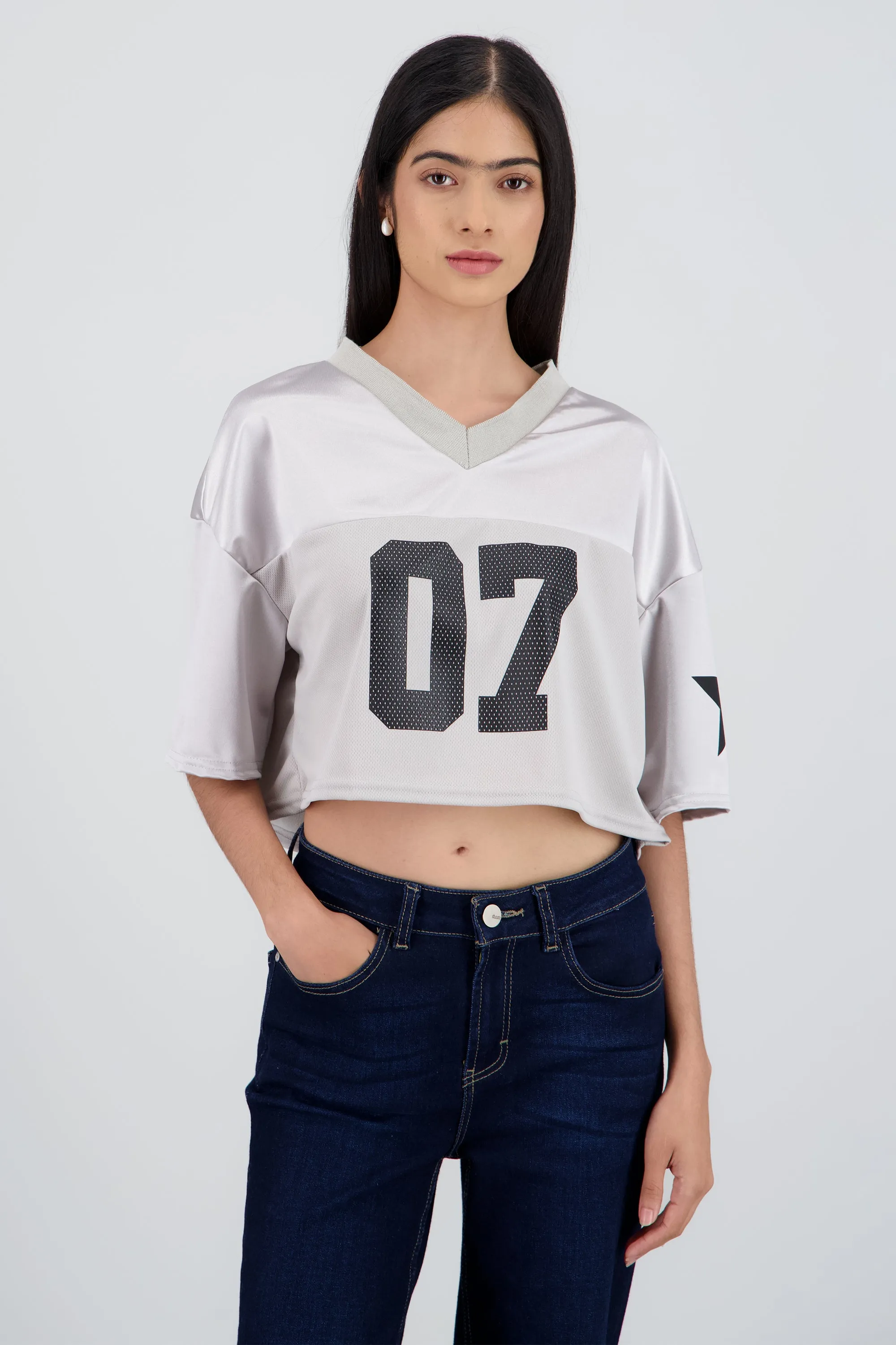 Playera crop manga corta estampado numero sold by Shasa