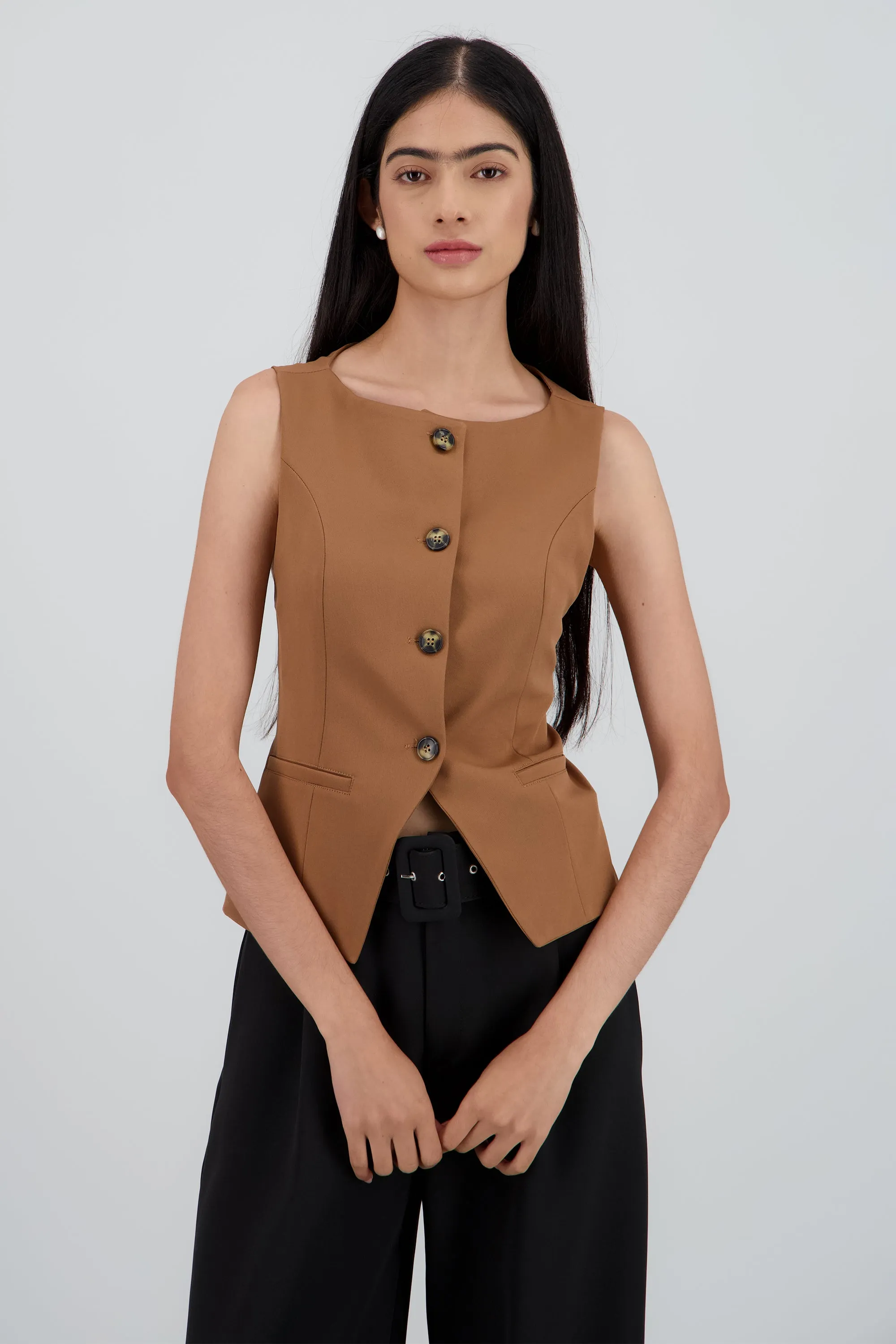 Chaleco botones cuello redondo sold by Shasa product image thumbnail 2