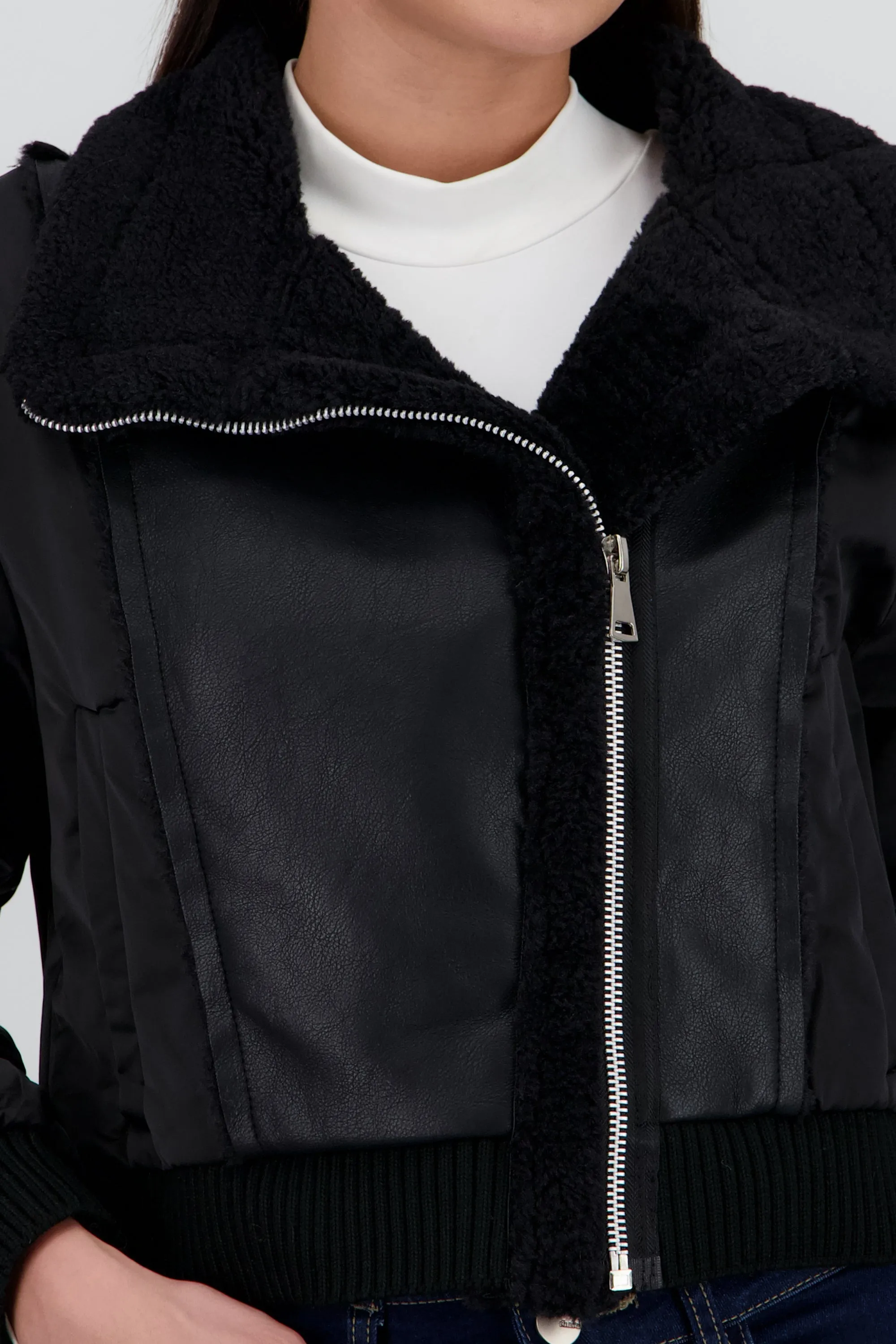 Chamarra bomber det cierre sold by Shasa product image thumbnail 5