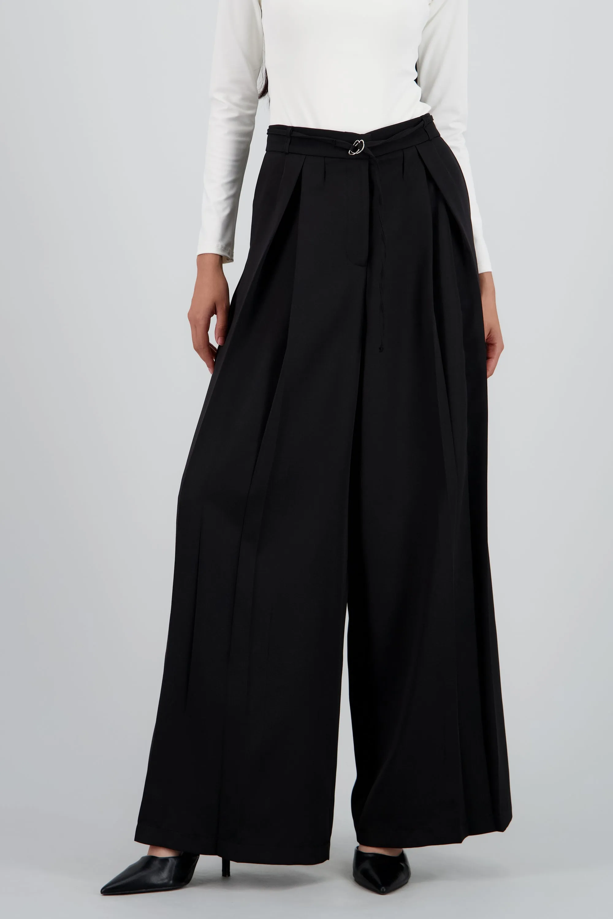 Pantalon amplio liso detalle cinturon sold by Shasa product image thumbnail 2