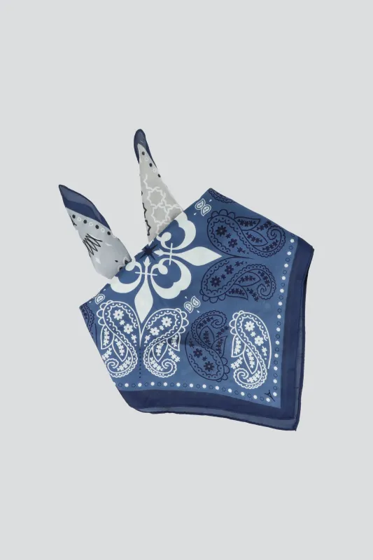 Pañuelo 4 estaciones sold by Shasa