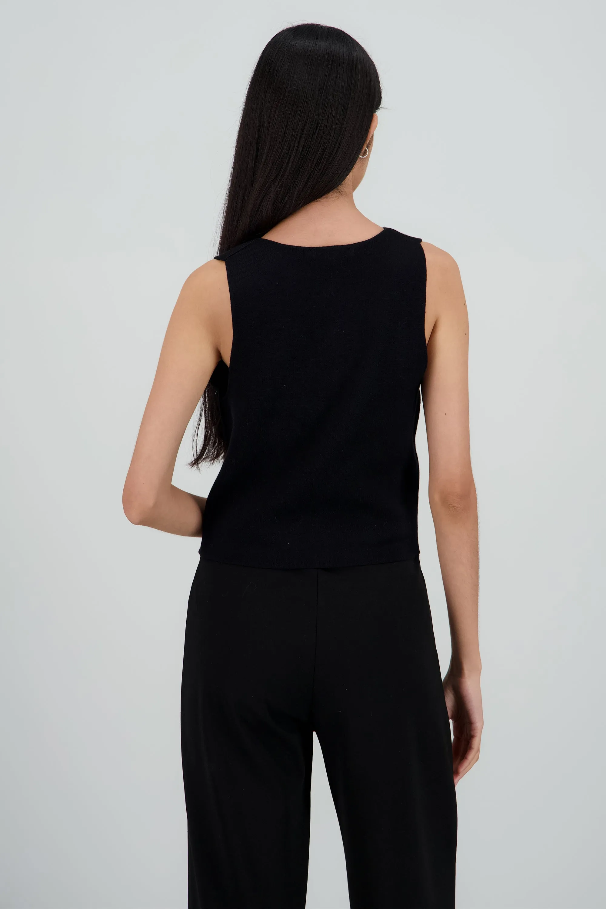 Top tejido con detalle de botones sold by Shasa product image thumbnail 4