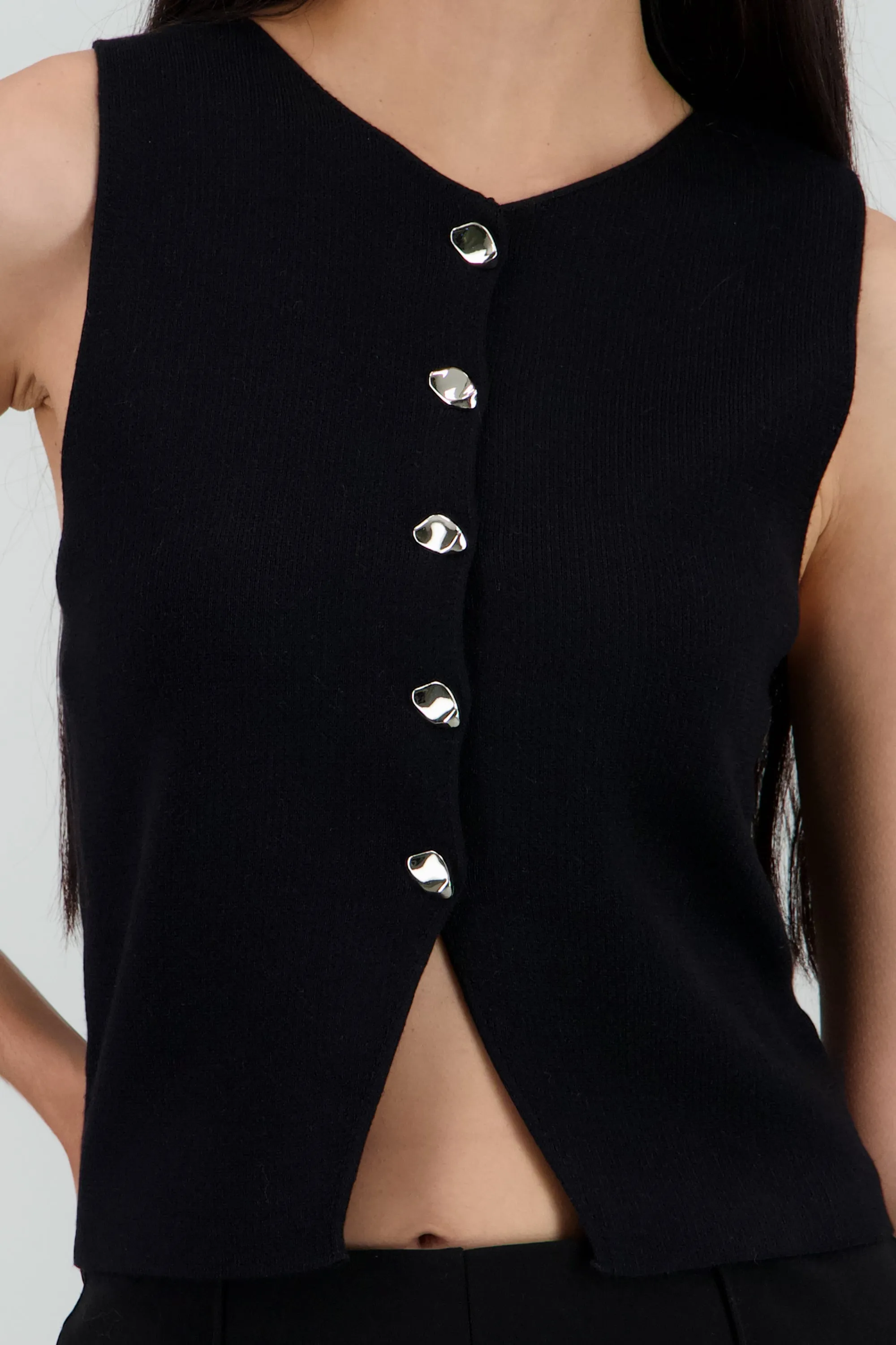 Top tejido con detalle de botones sold by Shasa product image thumbnail 5