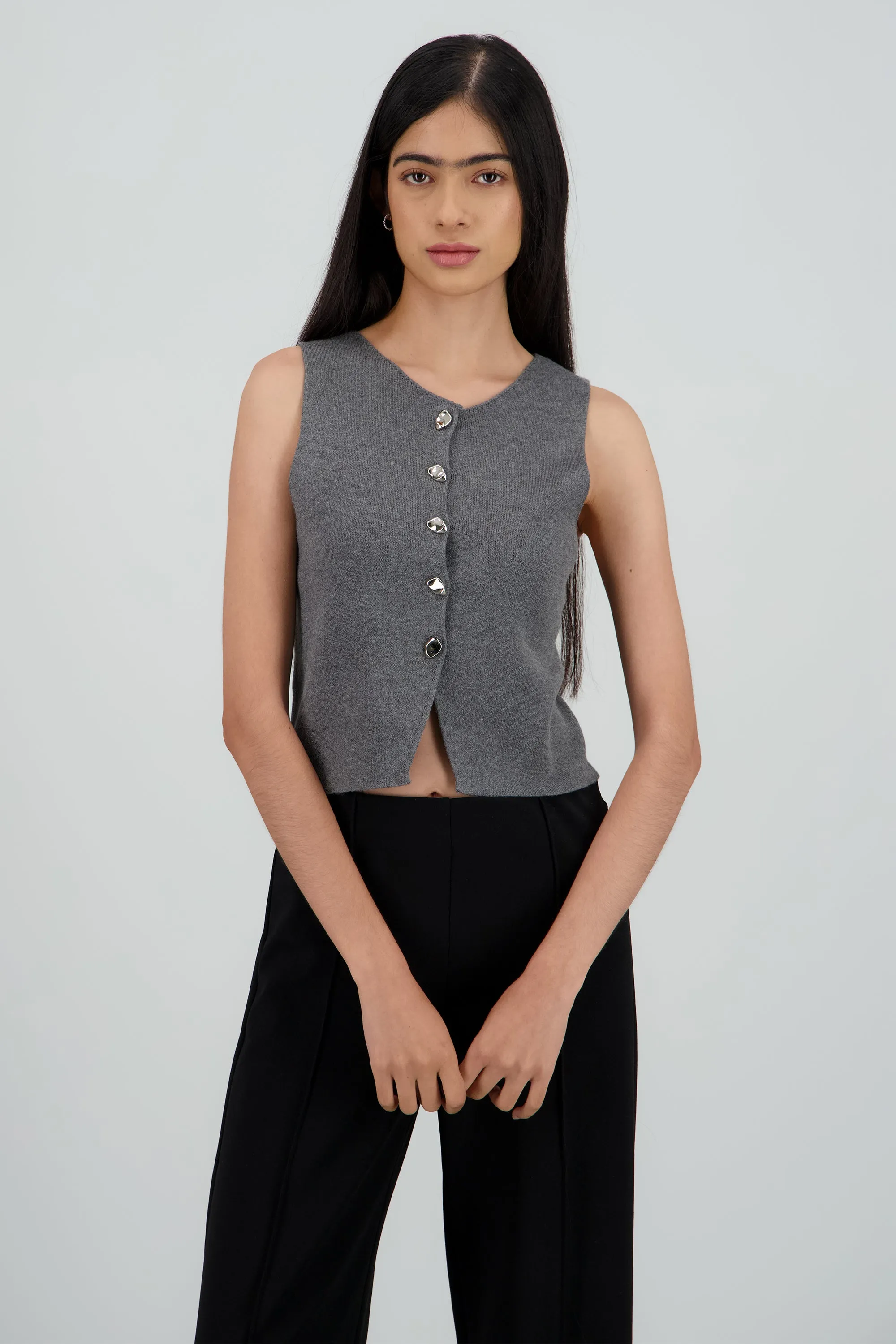 Top tejido con detalle de botones sold by Shasa product image thumbnail 2