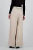 Pantalon amplio con cinturon sold by Shasa