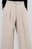 Pantalon amplio con cinturon sold by Shasa