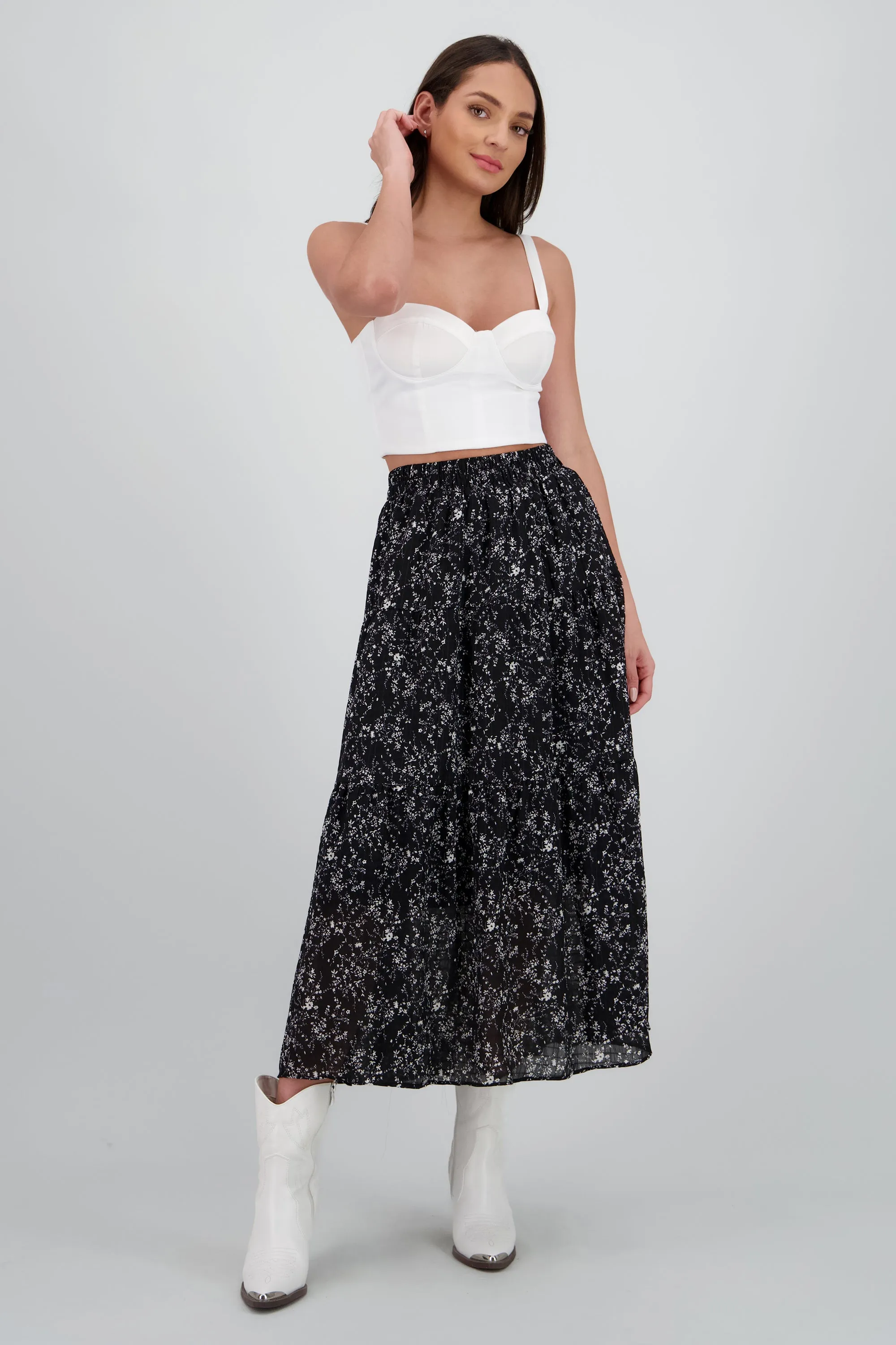 Falda midi flores sold by Shasa