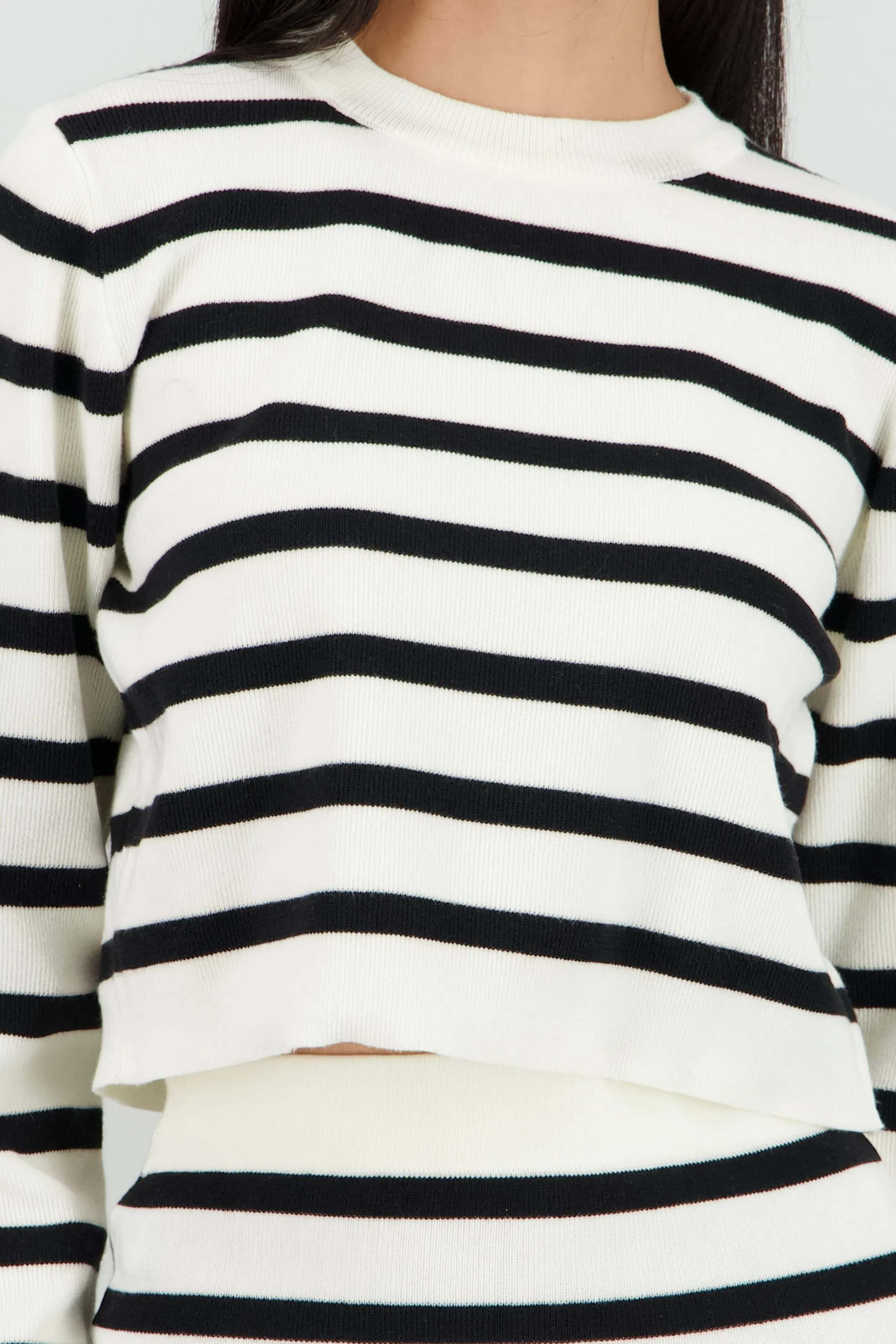 Sueter rayas crop sold by Shasa product image thumbnail 5