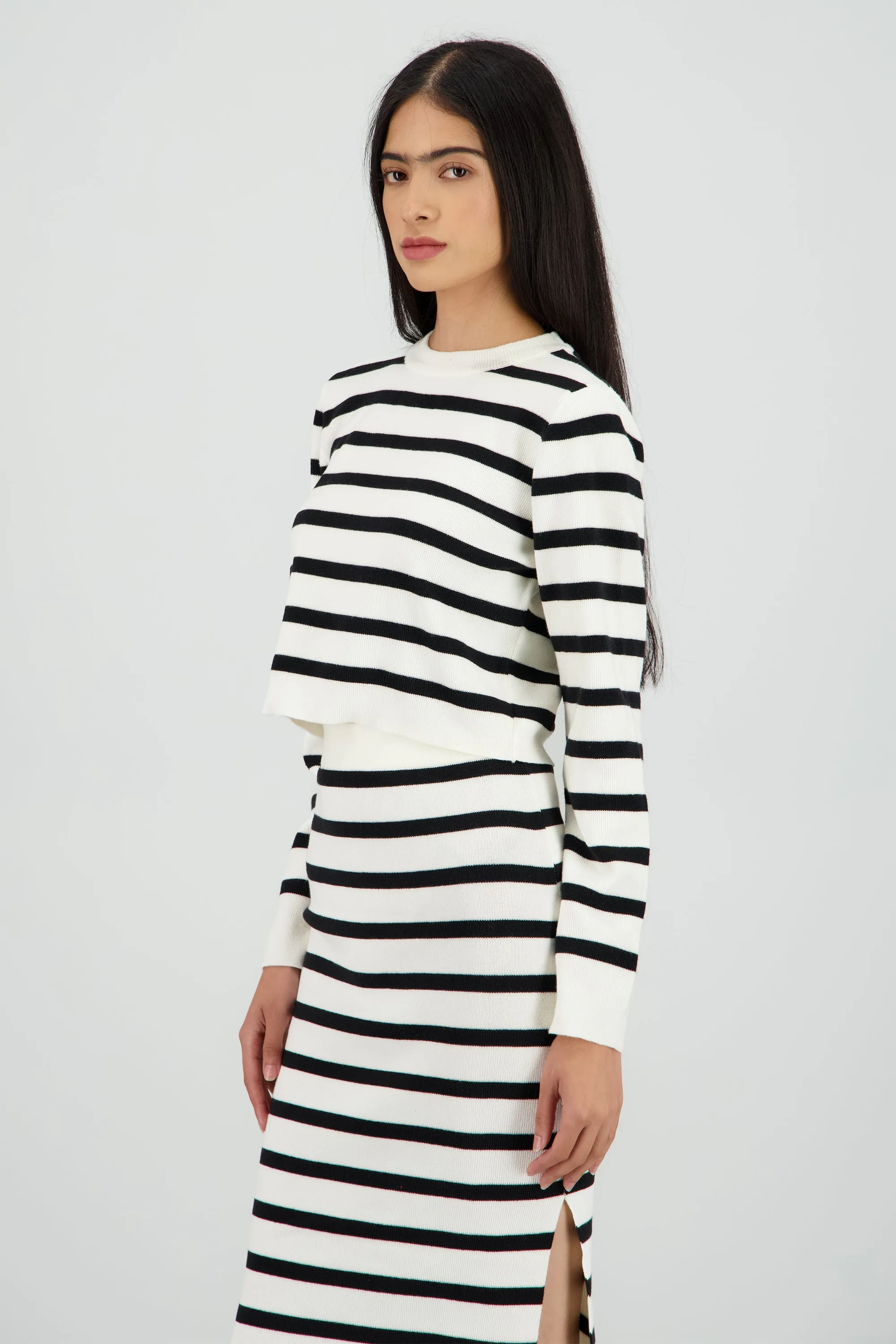 Sueter rayas crop sold by Shasa product image thumbnail 3