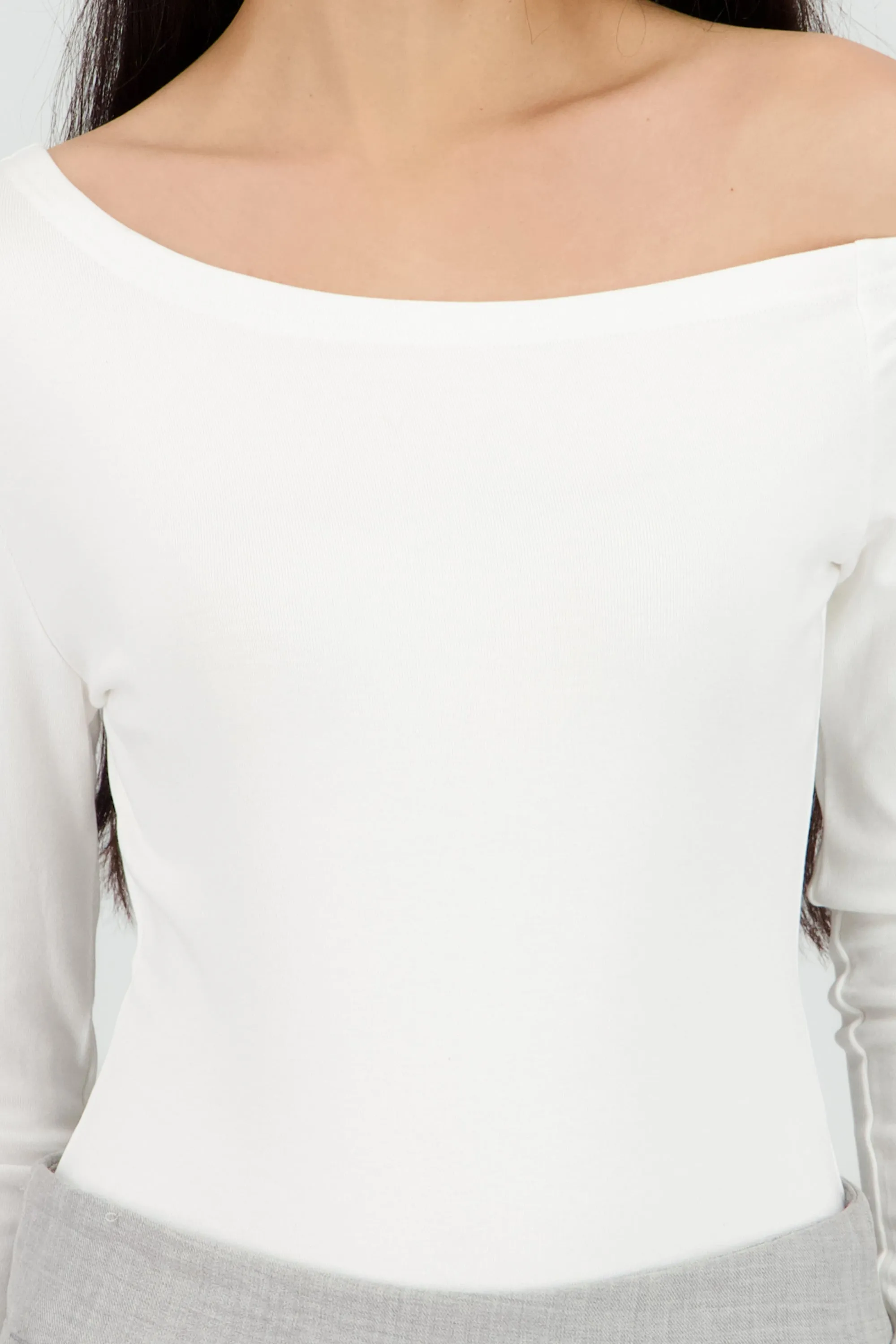 Bodysuit manga larga detalle bronche en hombro sold by Shasa product image thumbnail 5