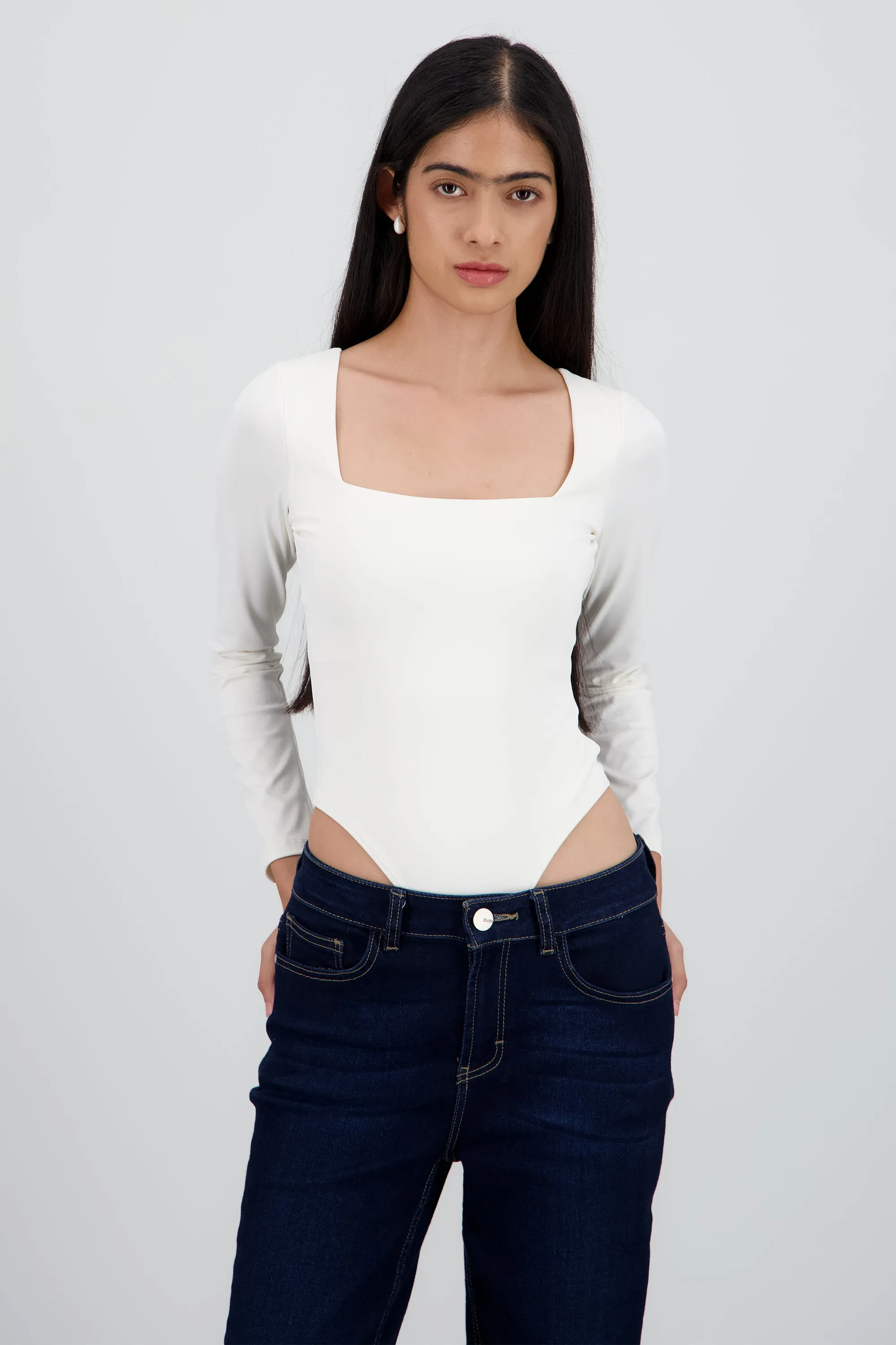 Body escote cuadrado manga larga sold by Shasa product image thumbnail 2