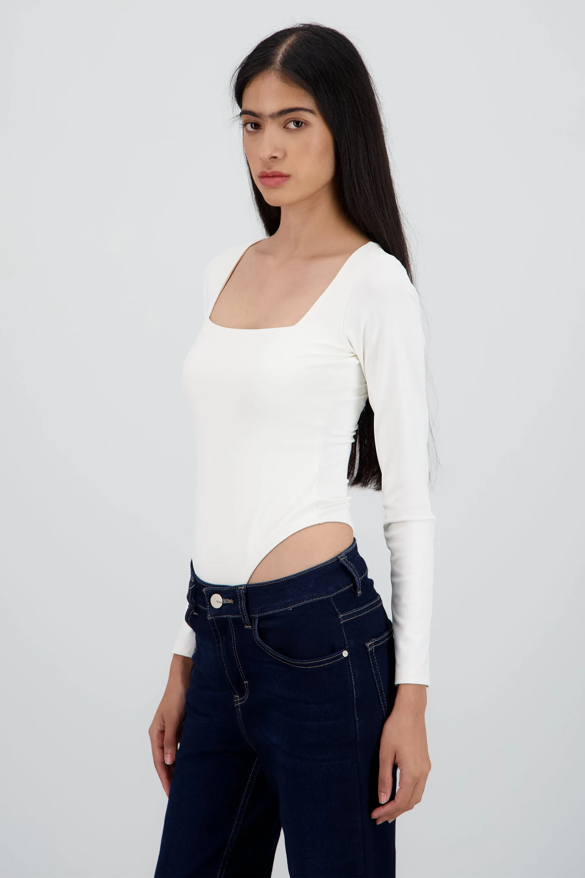 Body escote cuadrado manga larga sold by Shasa product image thumbnail 3