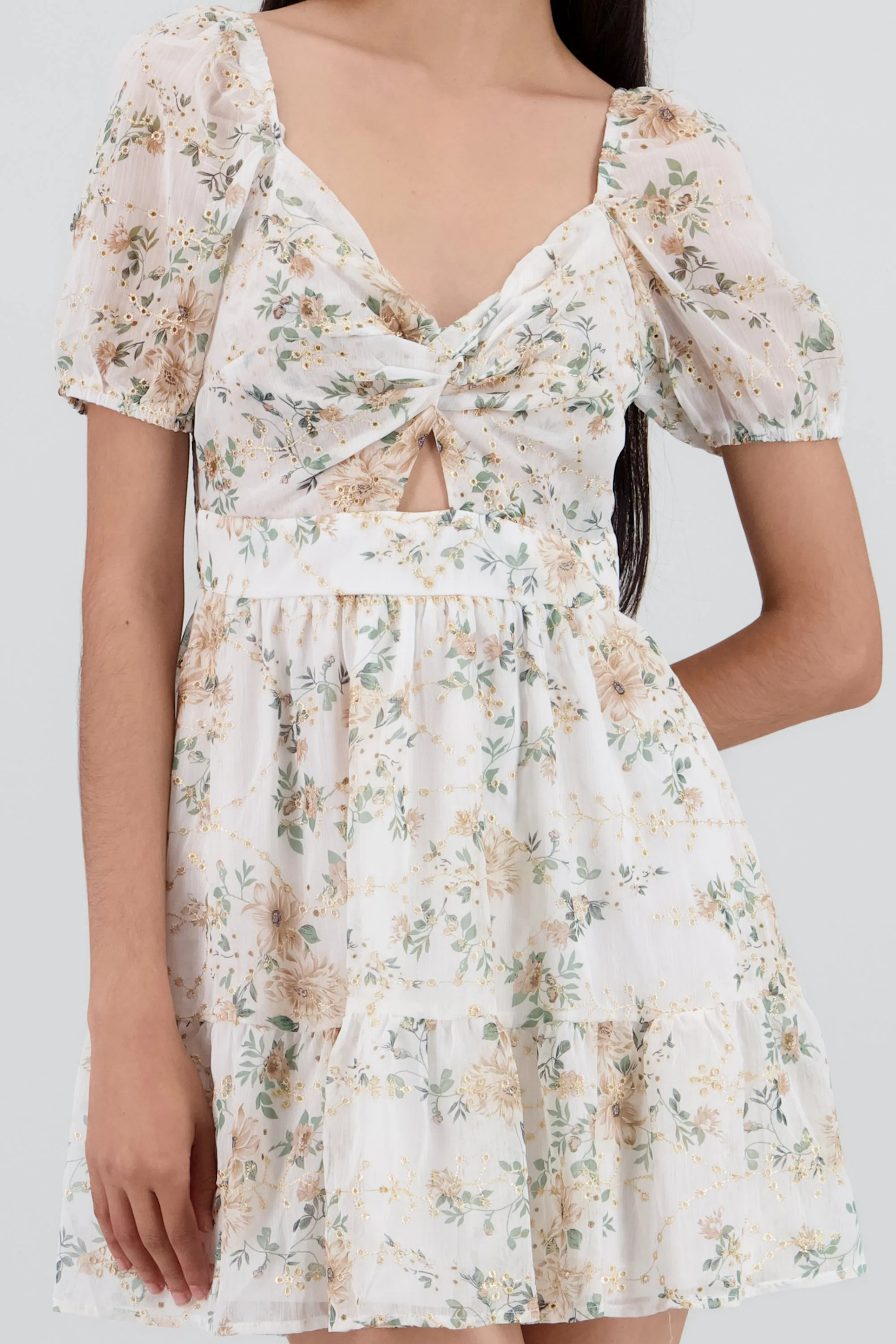 Vestido manga abullonada tela bordada sold by Shasa product image thumbnail 5