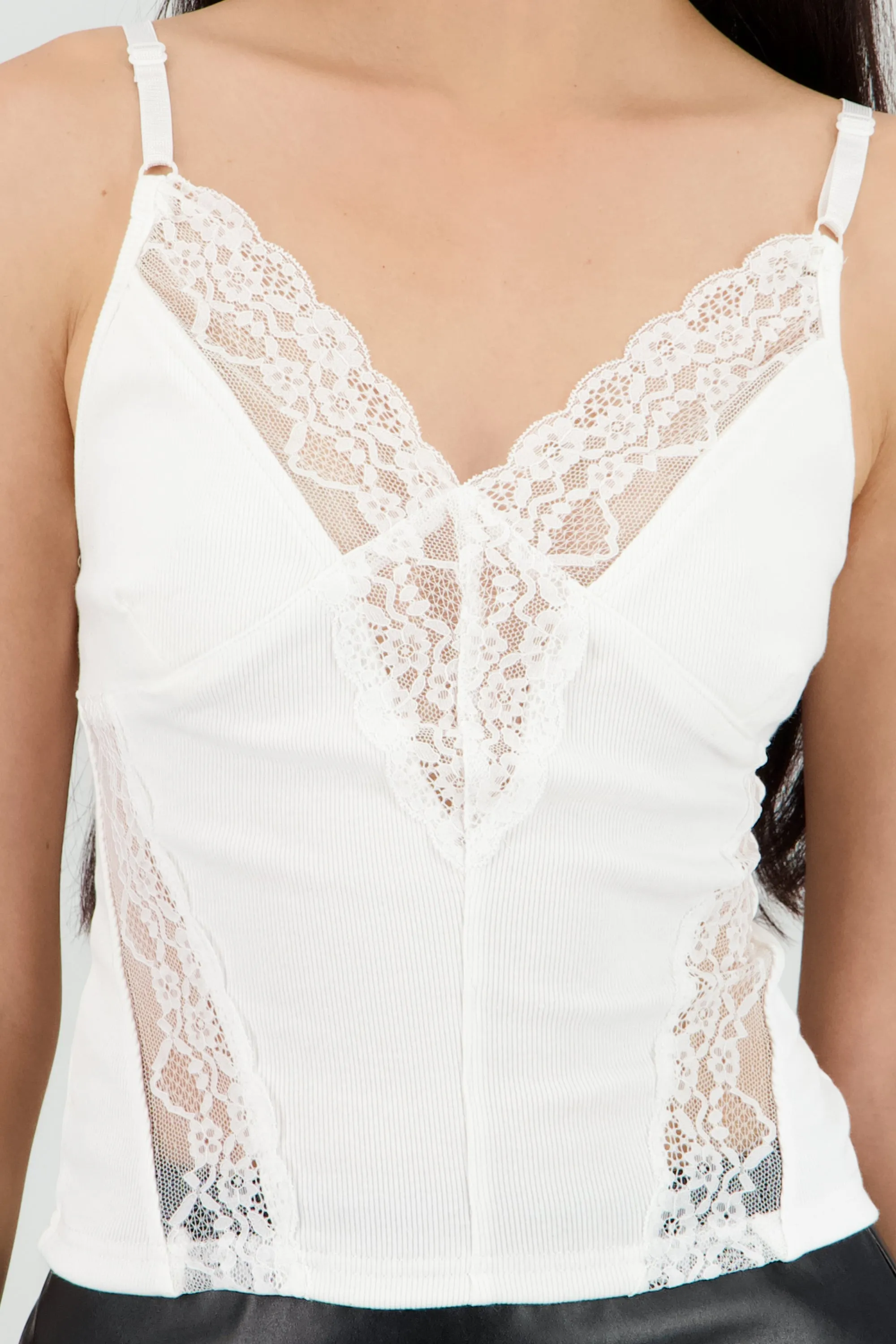 TOP DETALLE ENCAJE sold by Shasa product image thumbnail 5