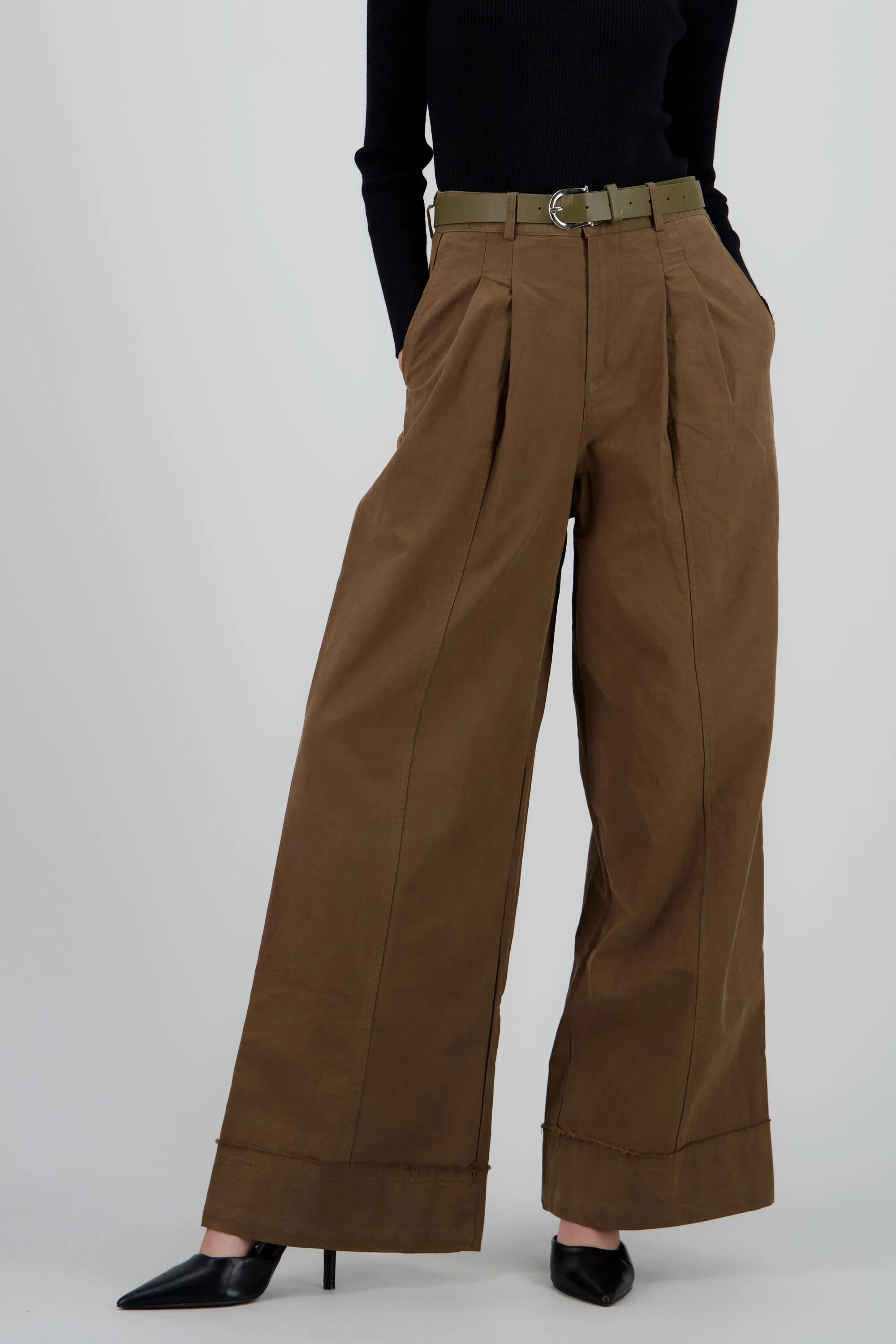 Pantalon amplio con cinturon sold by Shasa product image thumbnail 2