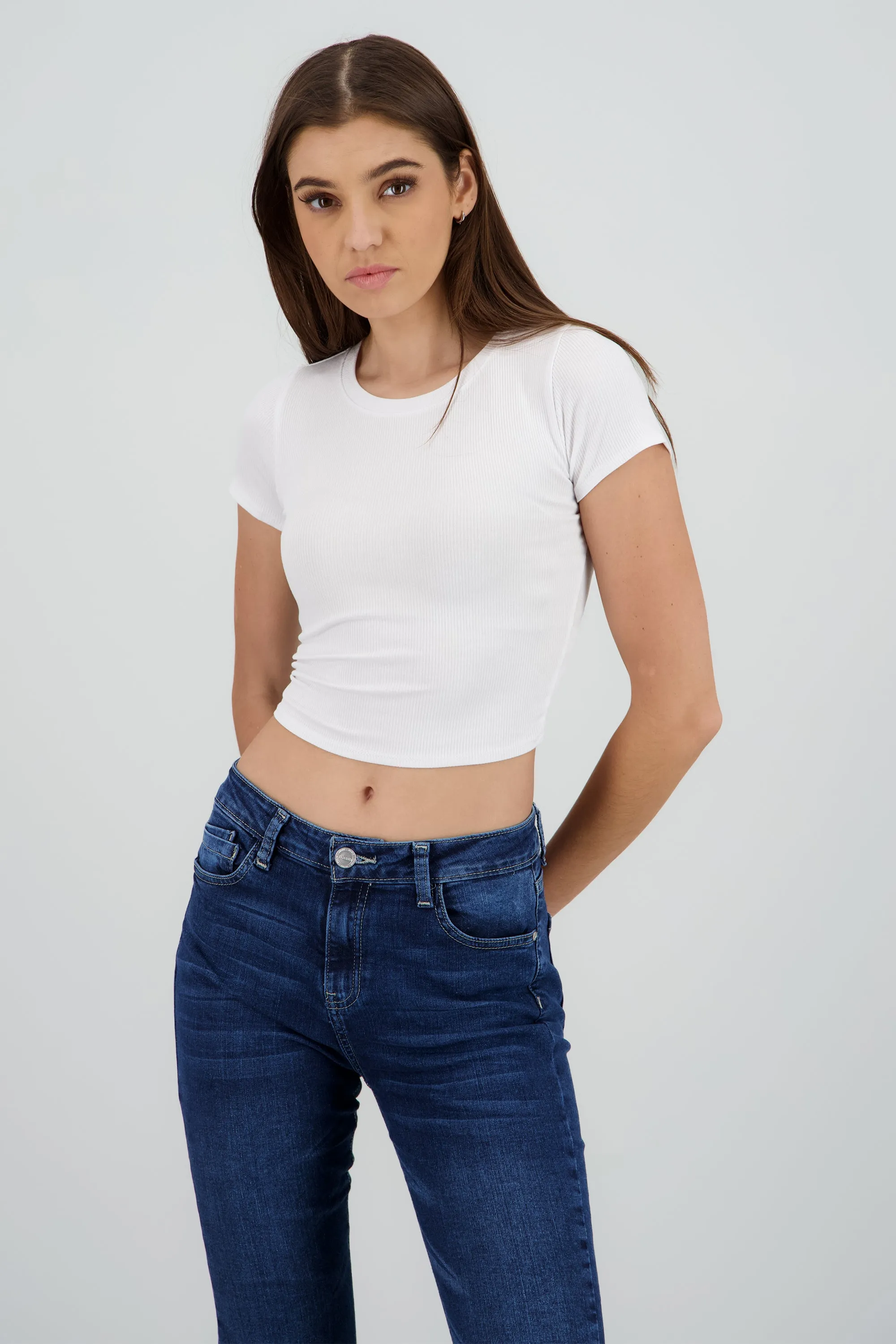 Top escote redondo manga corta sold by Shasa product image thumbnail 2