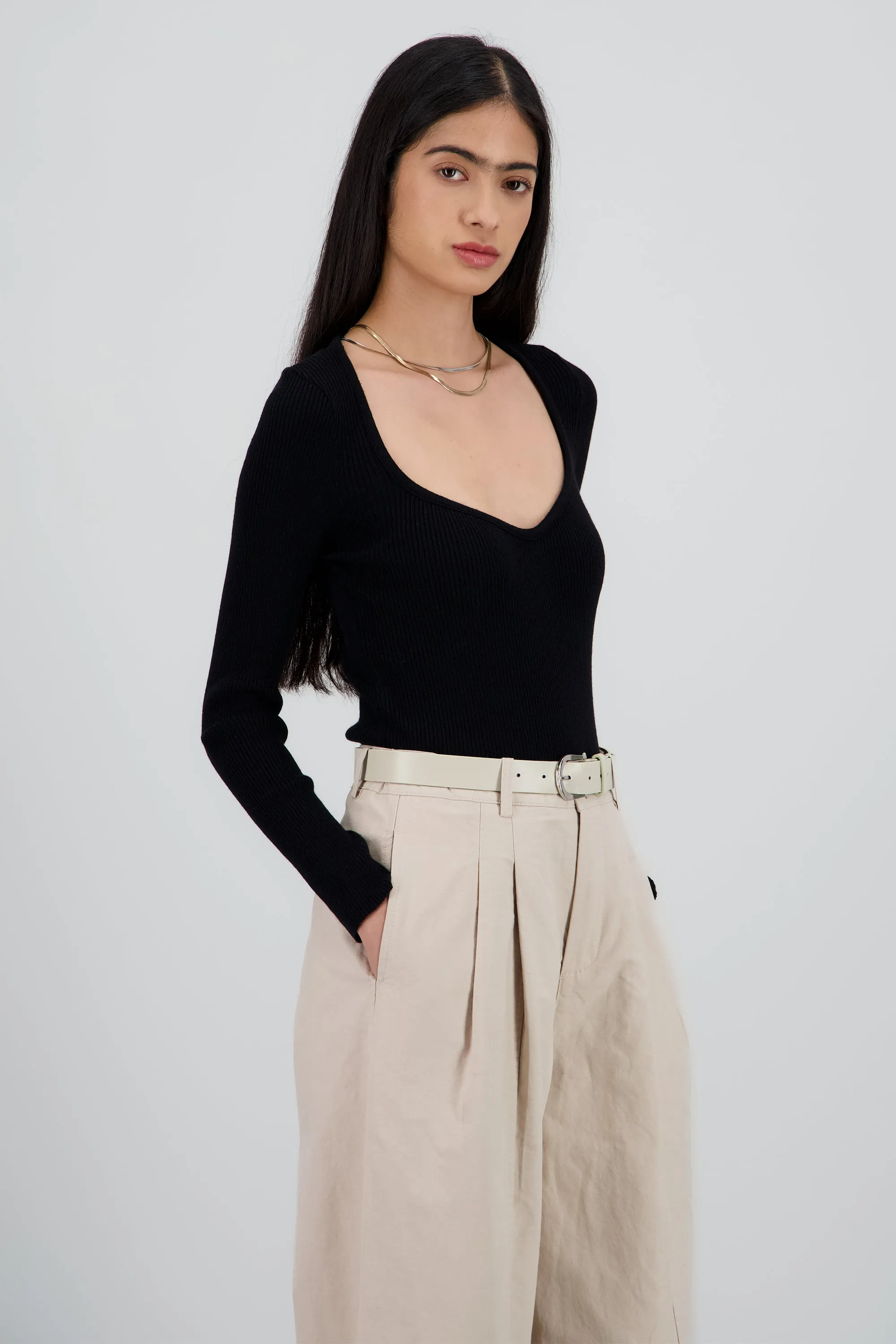 Bodysuit tejido escote corazon sold by Shasa product image thumbnail 2