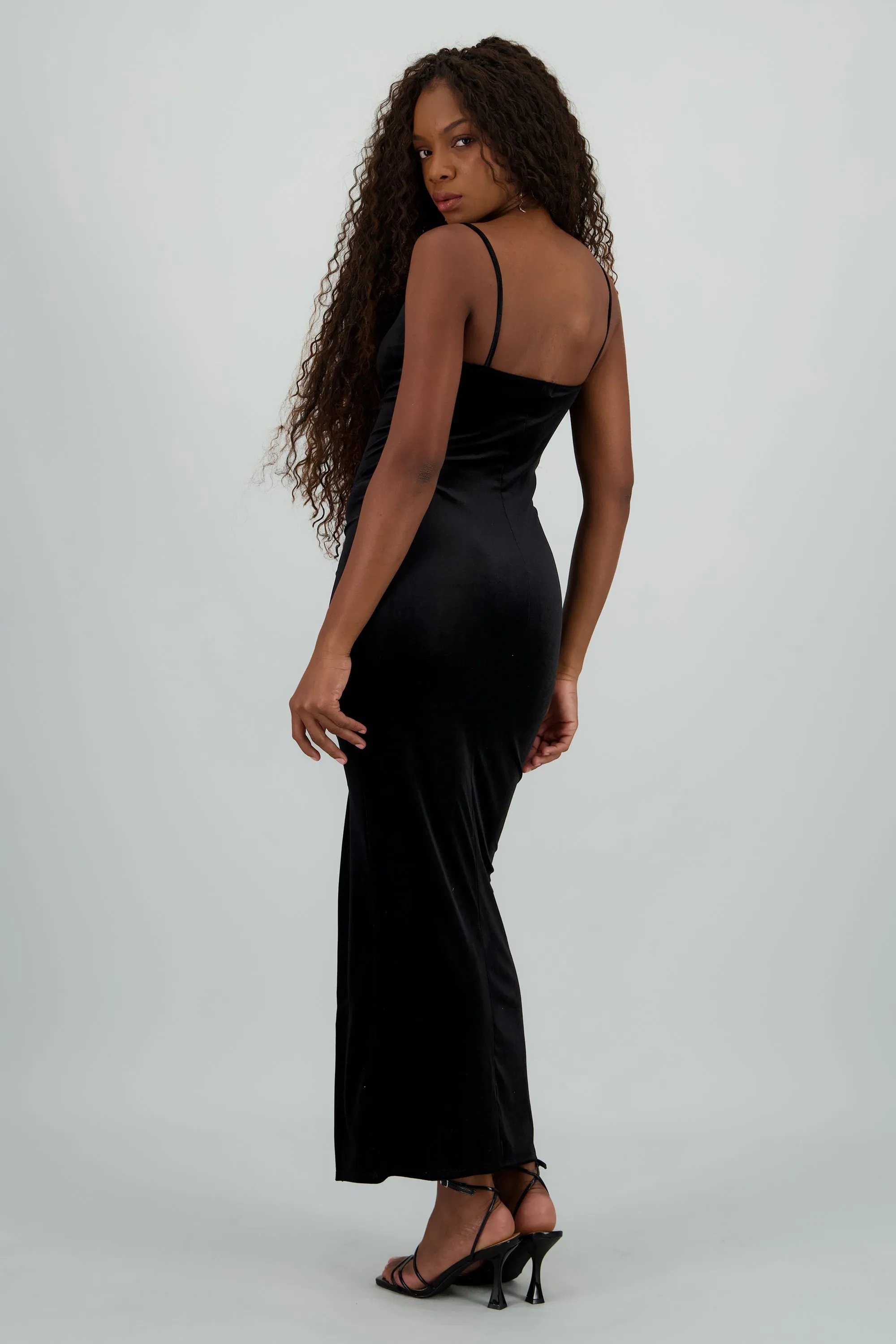 Vestido largo velvet tirantes sold by Shasa product image thumbnail 4