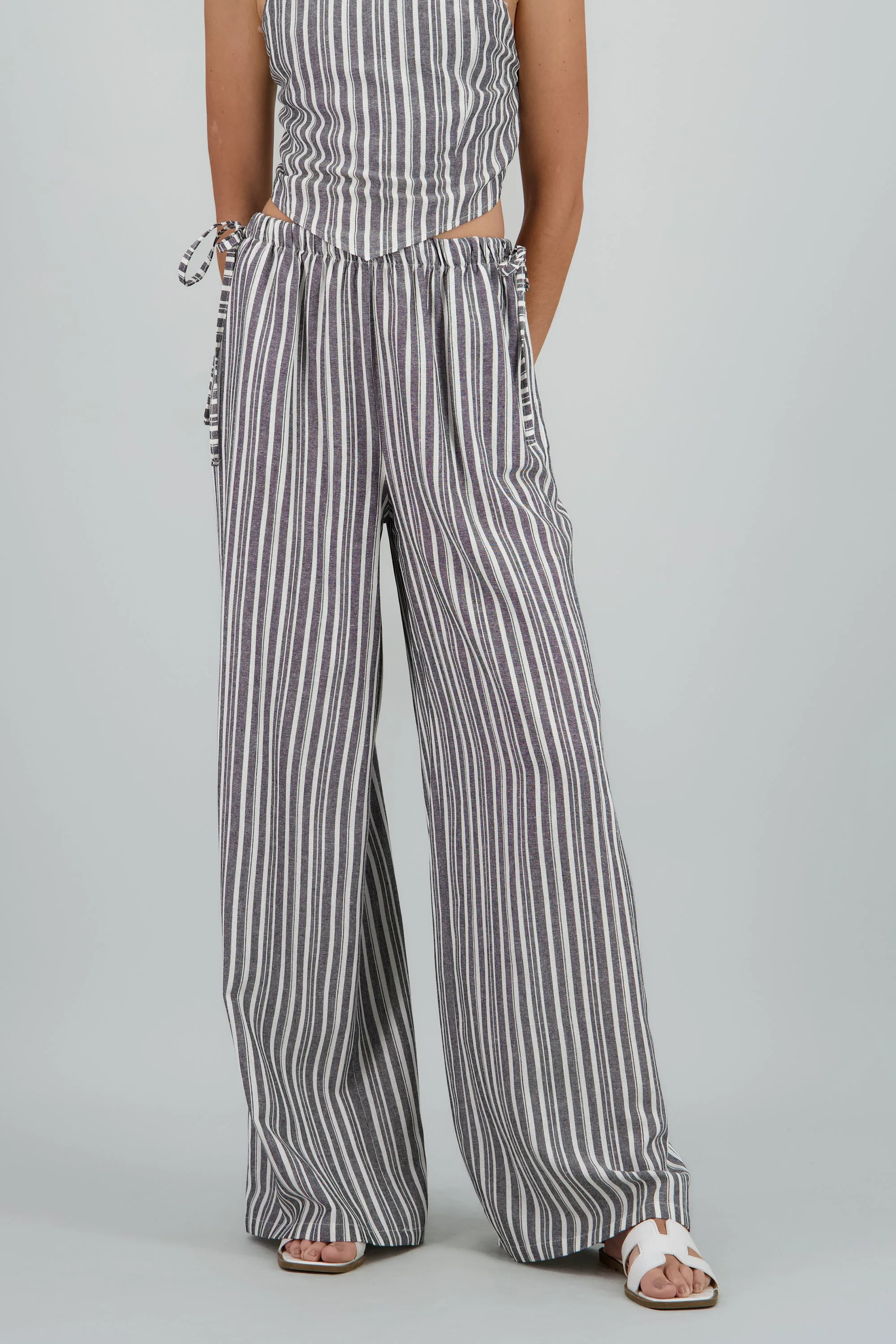 Pantalon amplio jareta lineas sold by Shasa product image thumbnail 2